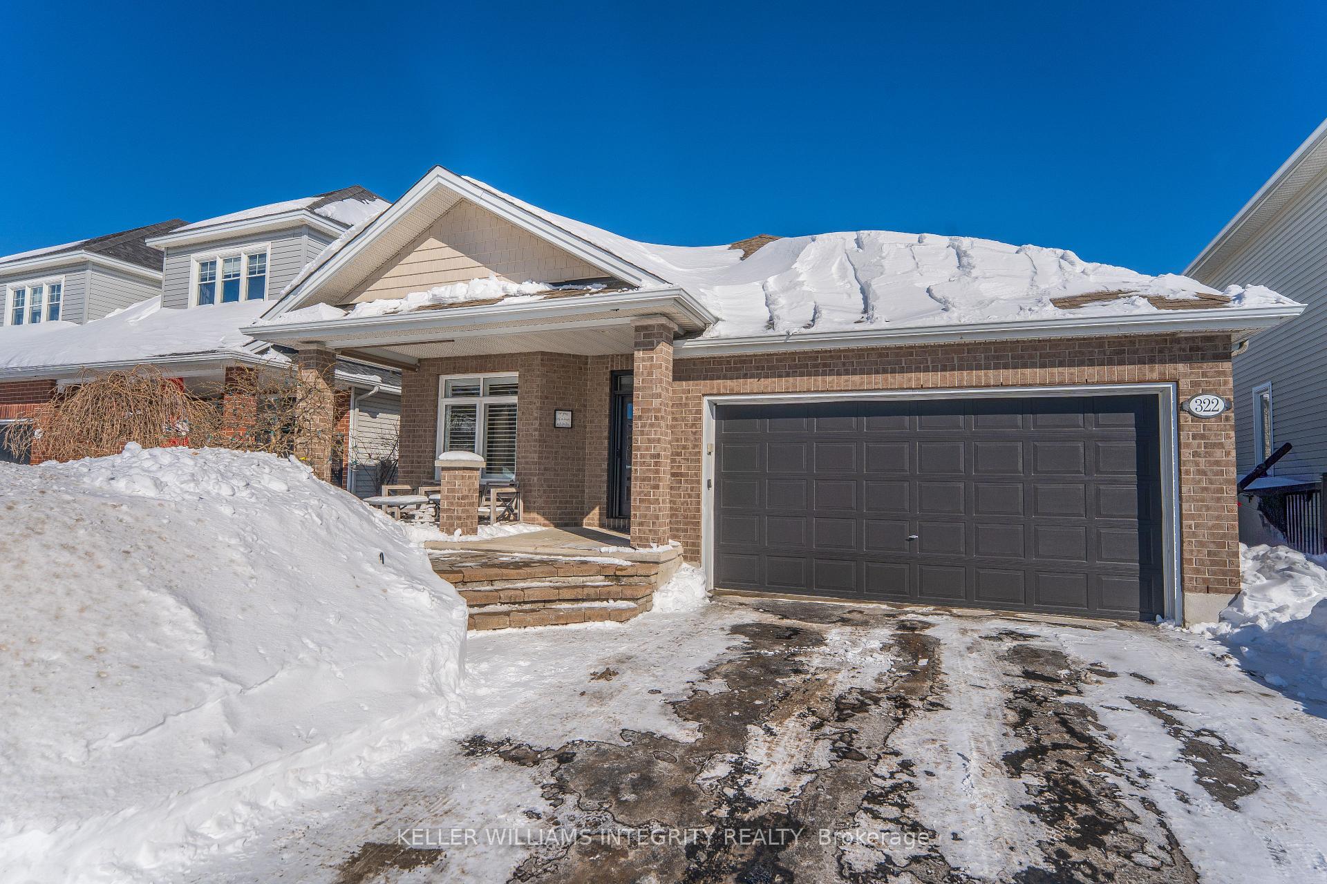 Front of 322 Tucana Way