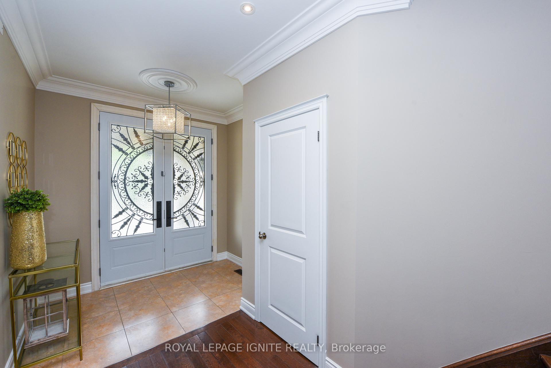 Photo 2 of 8 Scotchmere Crescent, Brampton, Bram East — HOMEH