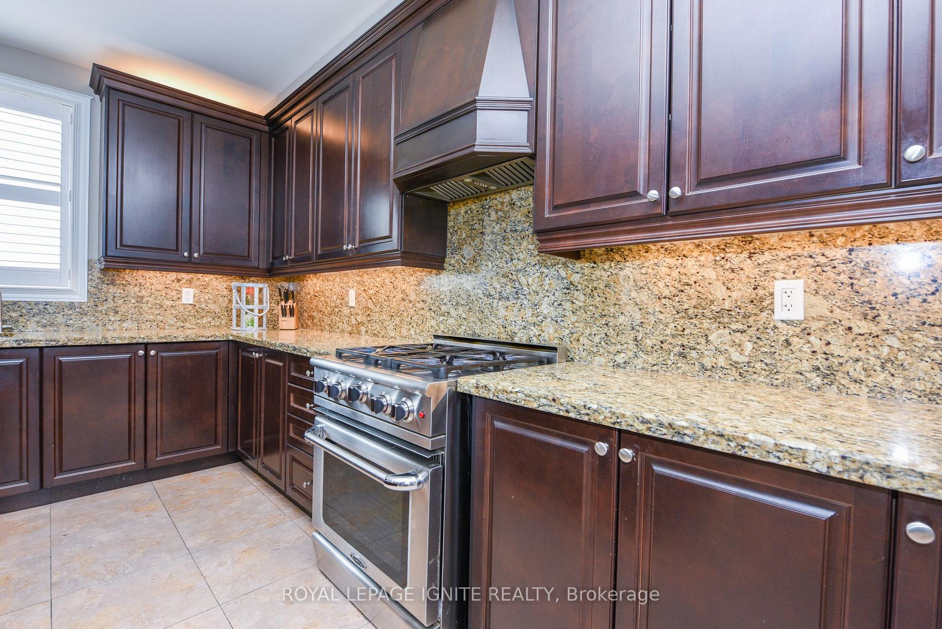 Photo 21 of 8 Scotchmere Crescent, Brampton, Bram East — HOMEH