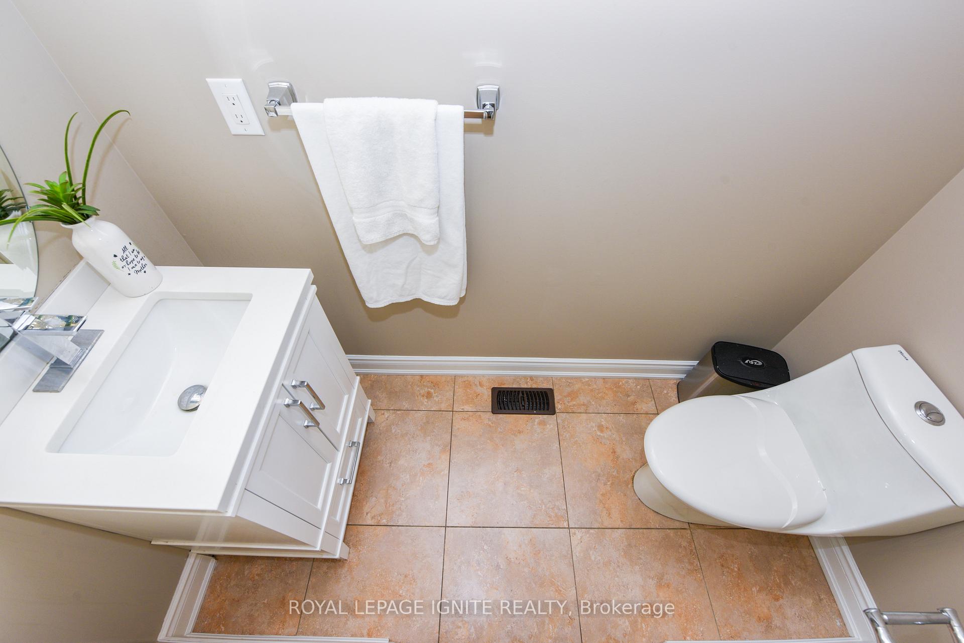 Photo 47 of 8 Scotchmere Crescent, Brampton, Bram East — HOMEH