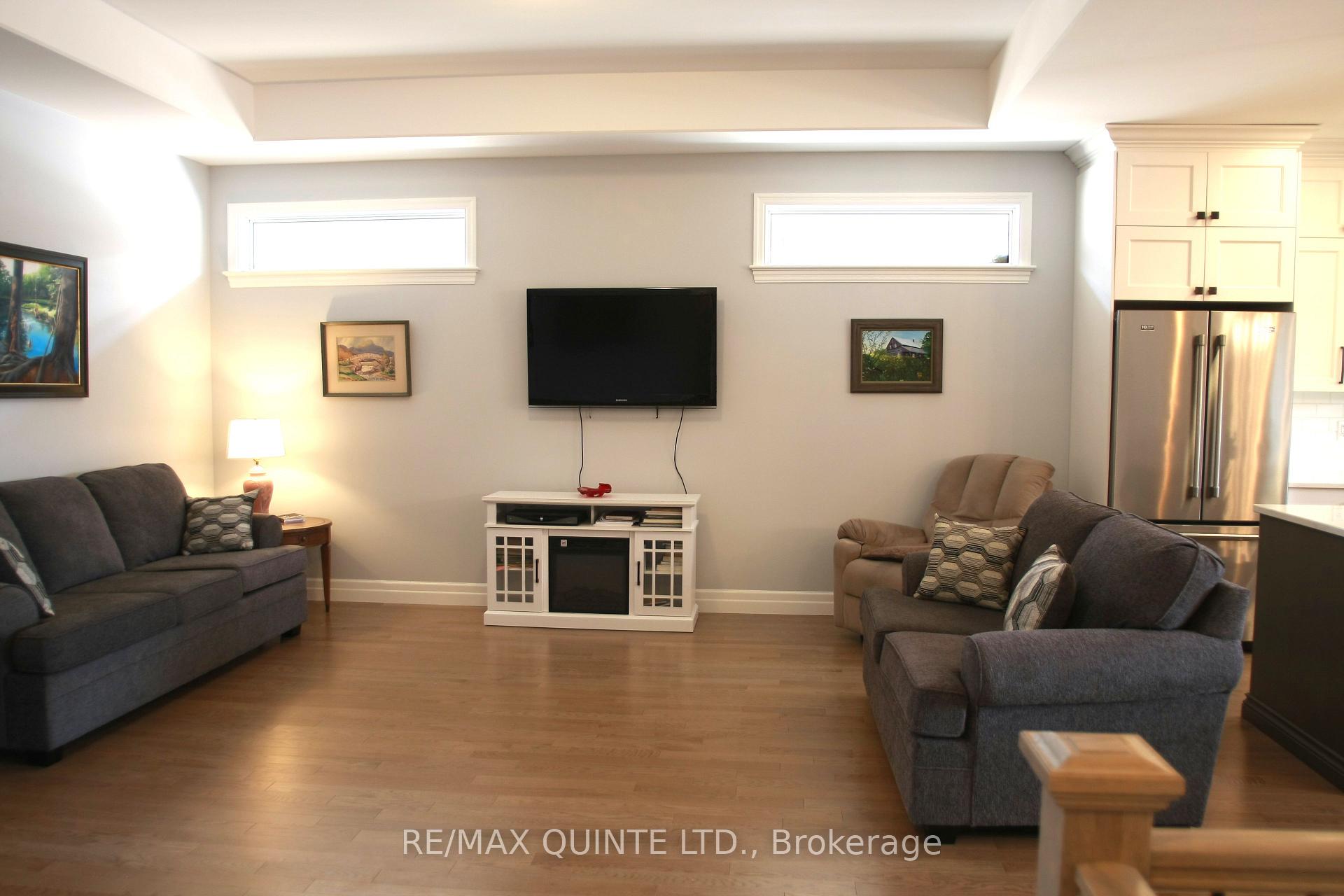 Photo 6 of 62 Hummingbird Drive, Belleville, Thurlow Ward — HOMEH