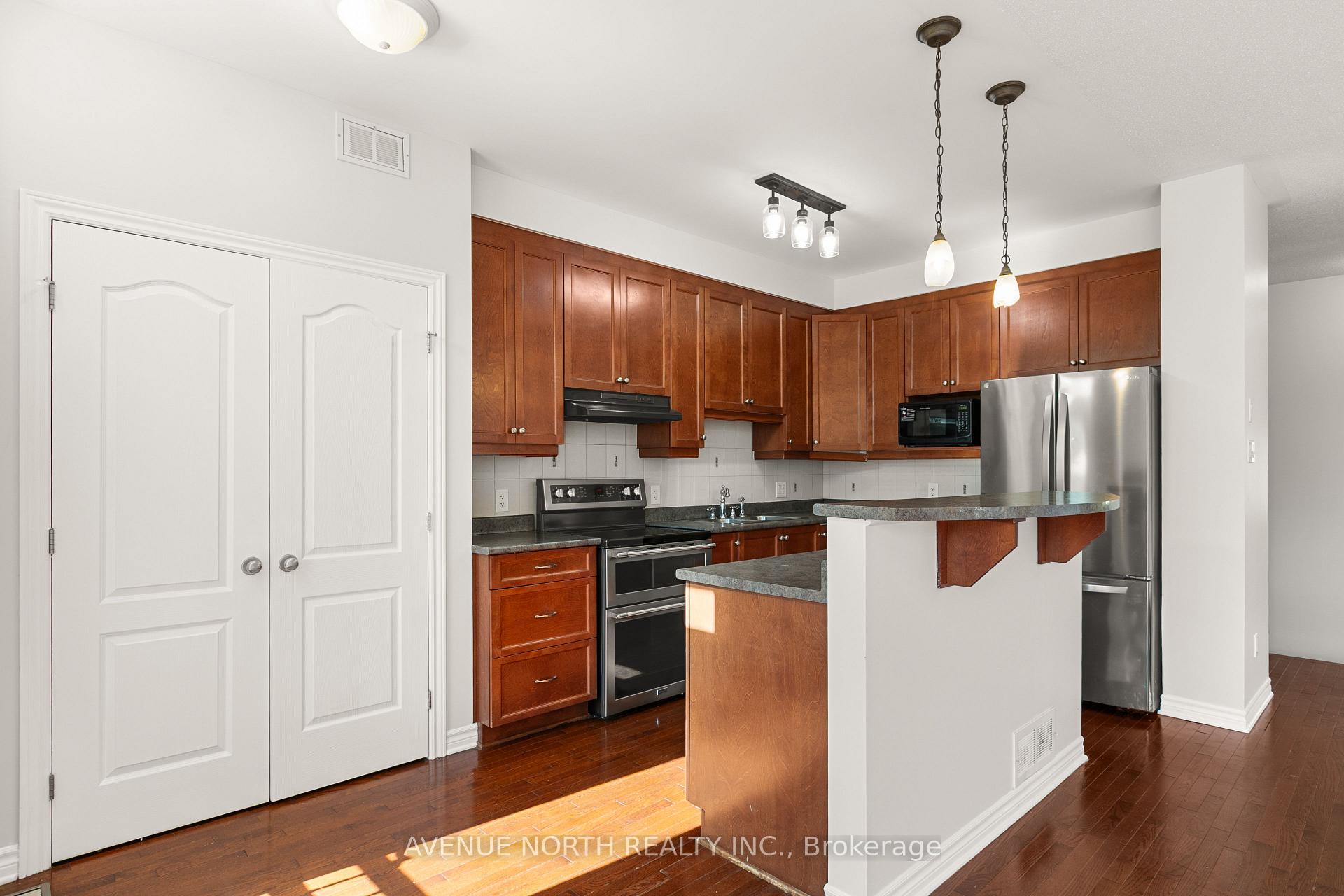 Photo 16 of 108 Hillman Marsh Way, Ottawa, Blossom Park/Kemp Park/Findlay Creek — HOMEH