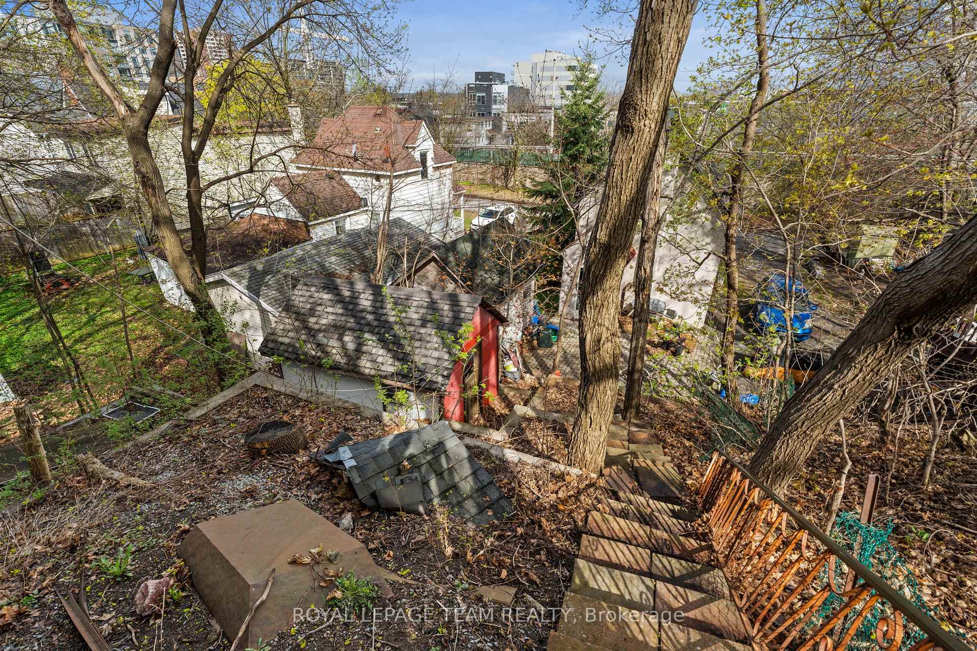 Photo 35 of 365 Ravenhill Avenue E, Ottawa, McKellar/Highland — HOMEH