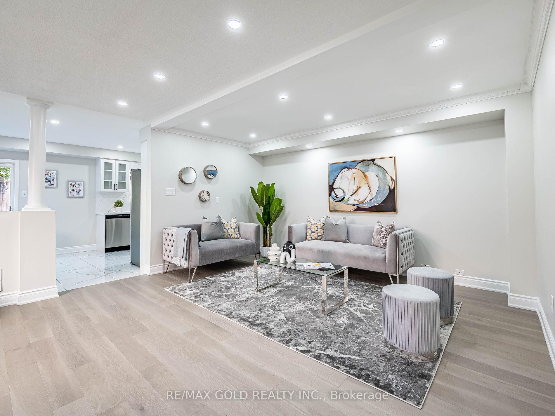 Photo 34 of 105 Woodhaven Drive, Brampton, Fletcher's Meadow — HOMEH