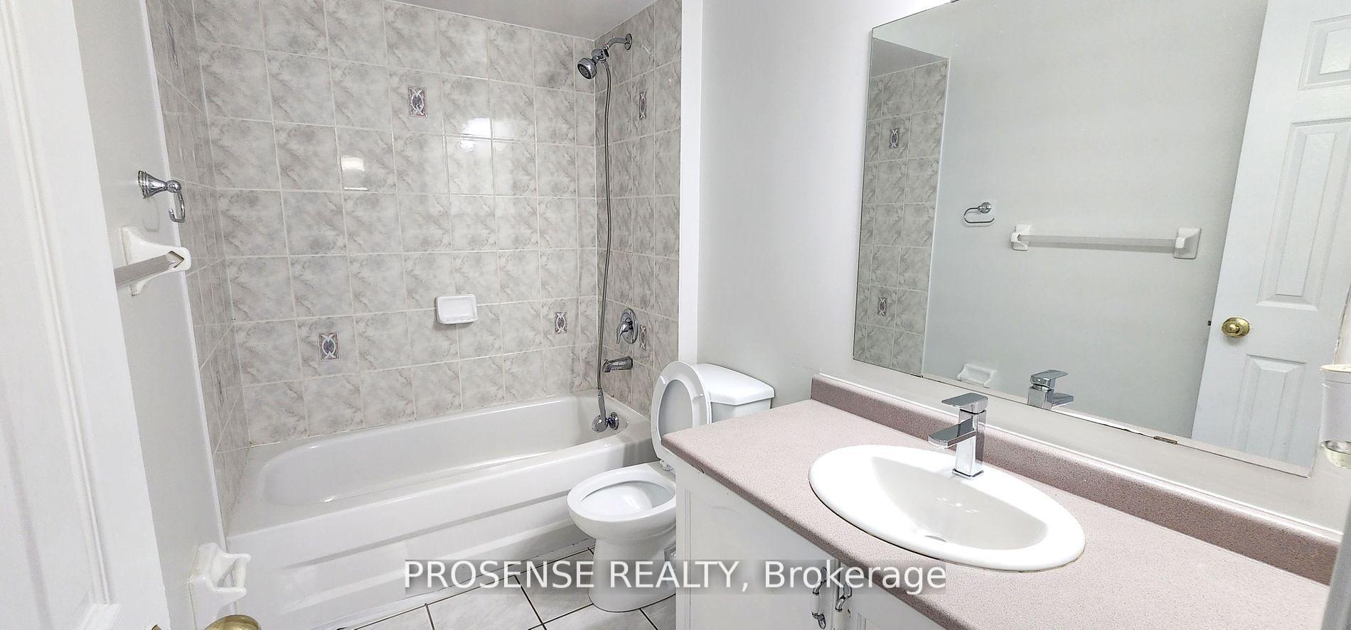 Photo 23 of 44 Carrie Crescent E, Brampton, Fletcher's West — HOMEH