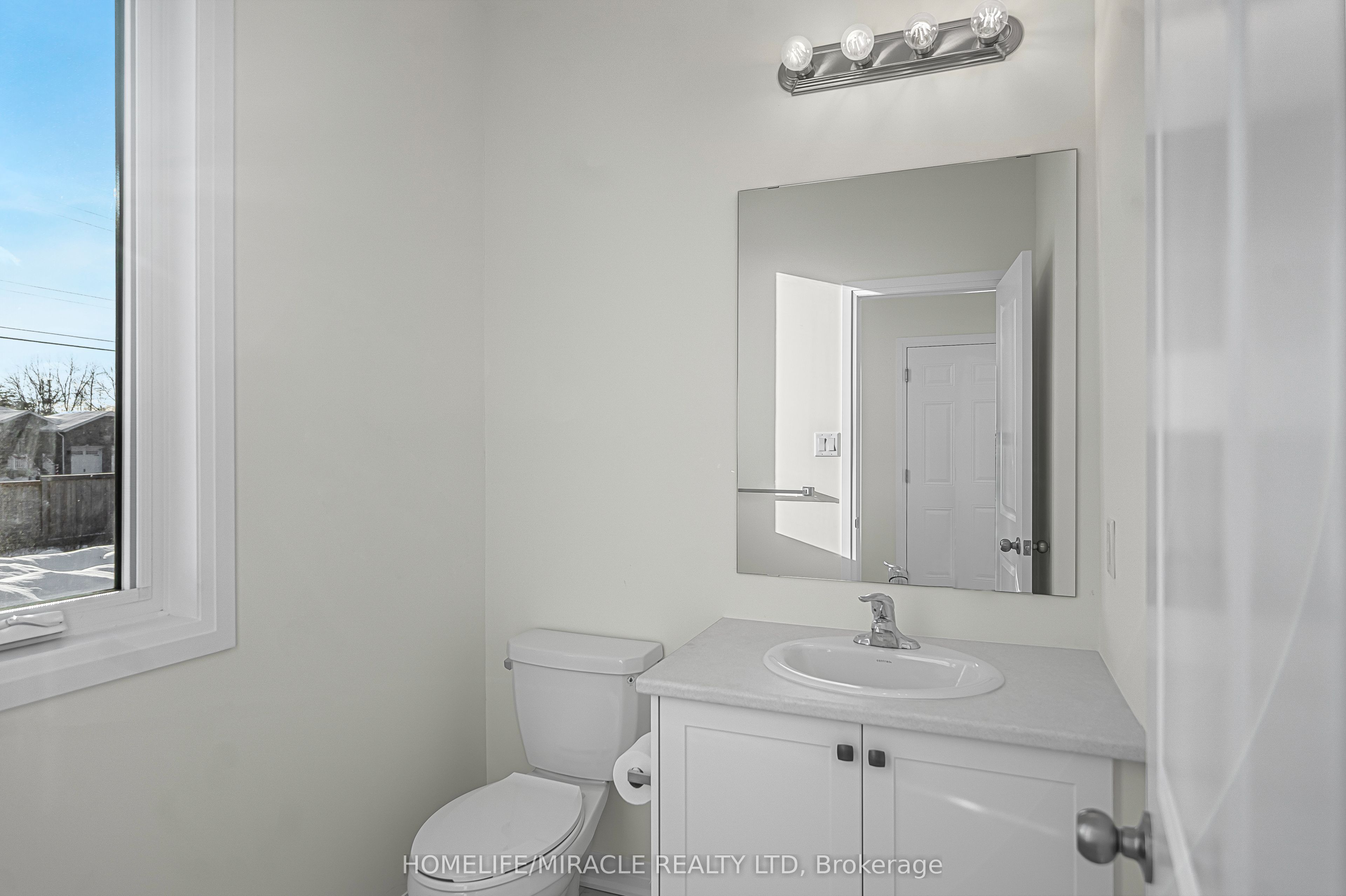 Photo 59 of 103 Windermere Boulevard, Loyalist, Bath — HOMEH