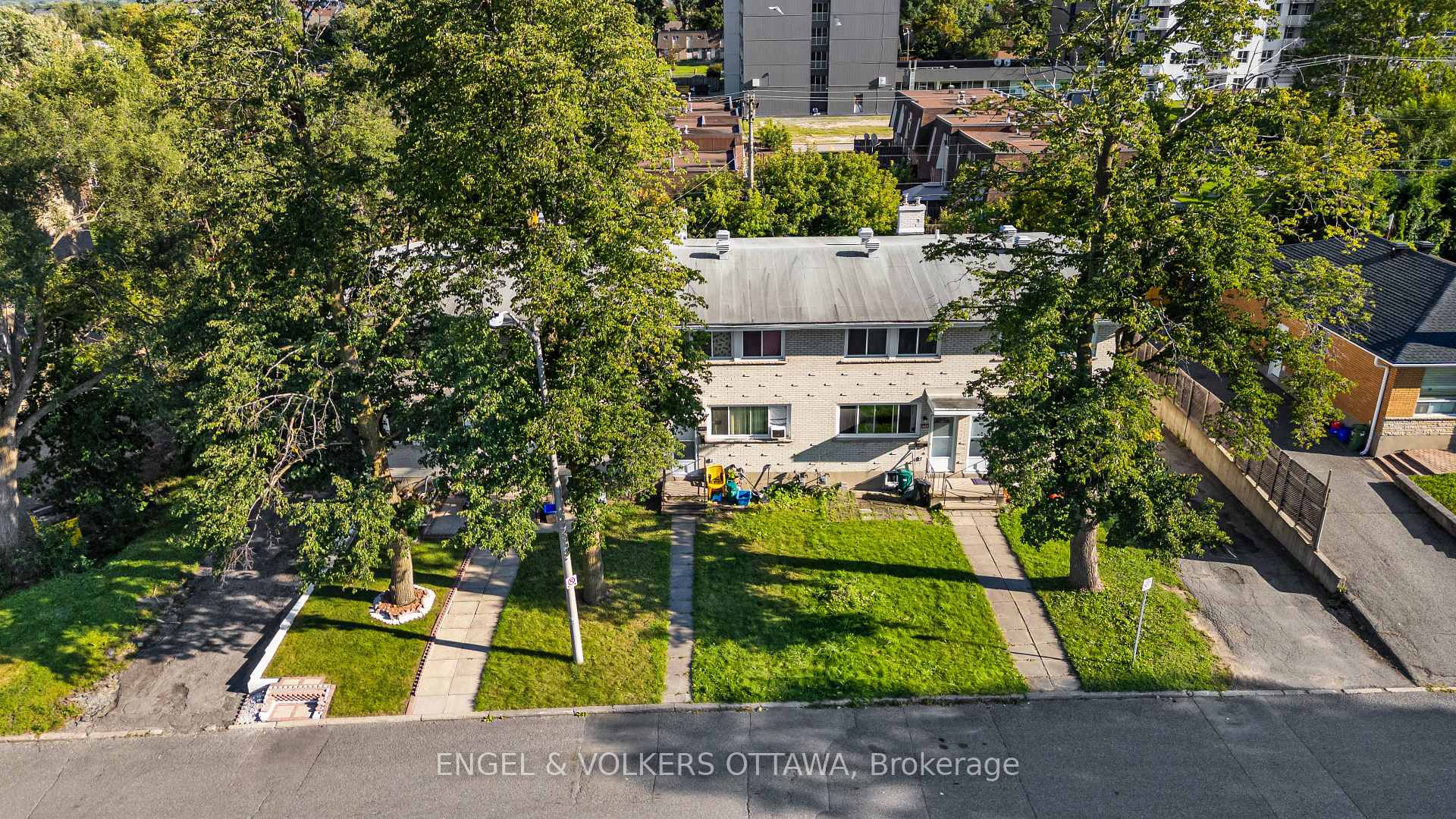 Photo 3 of 1482 Morisset Avenue, Ottawa, Carlington — HOMEH