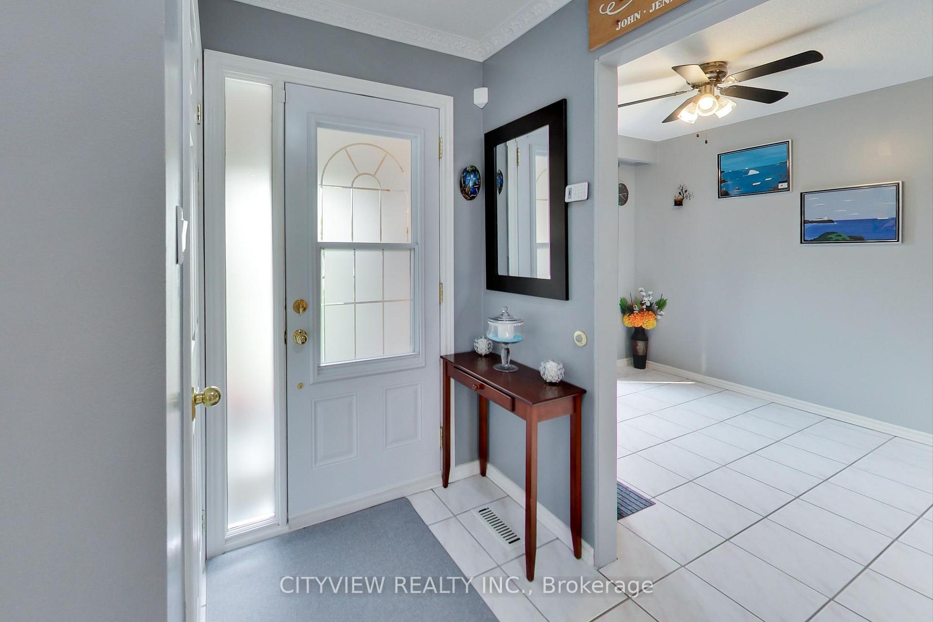 Photo 6 of 144 Primrose Crescent, Brampton, Heart Lake West — HOMEH