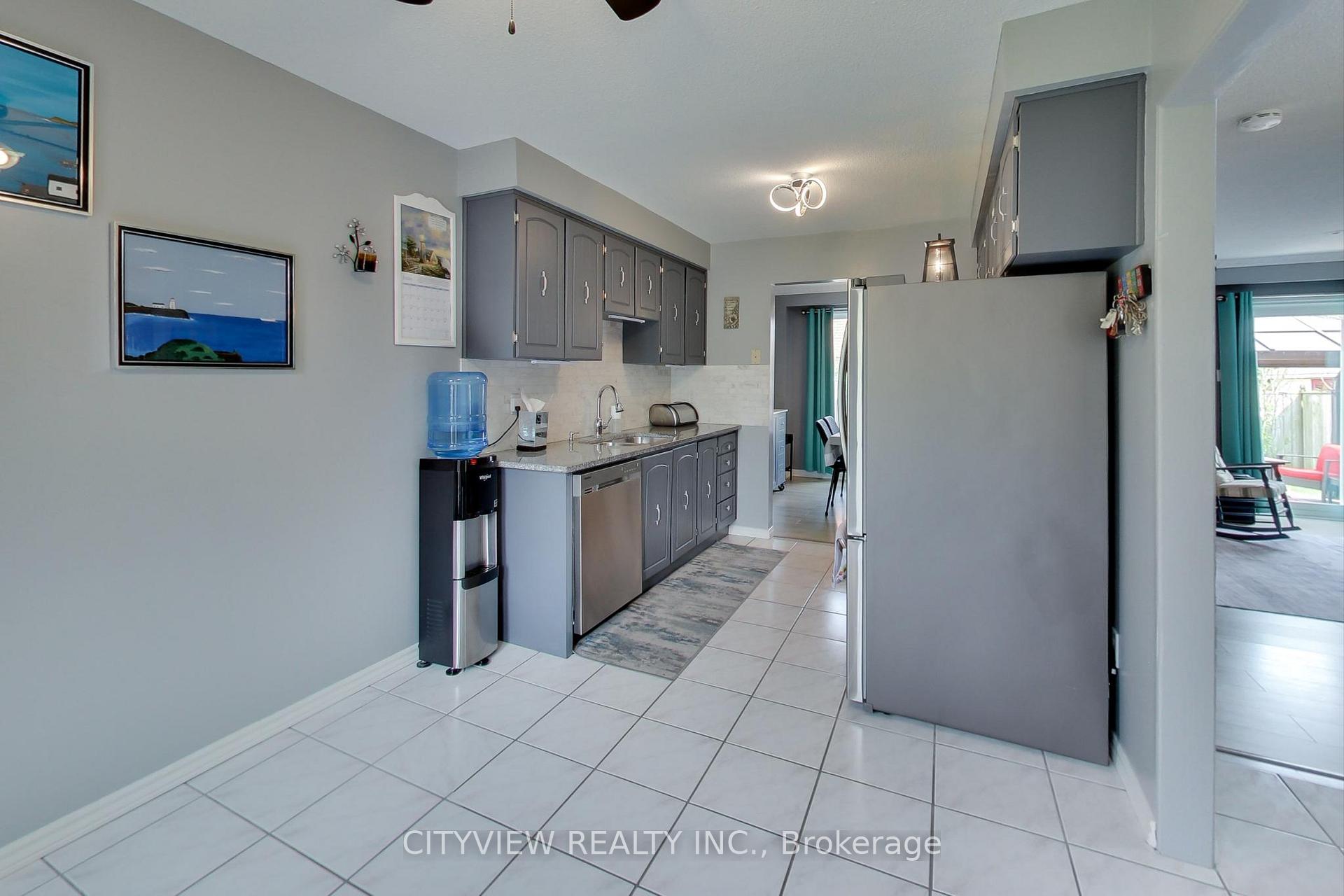 Photo 8 of 144 Primrose Crescent, Brampton, Heart Lake West — HOMEH