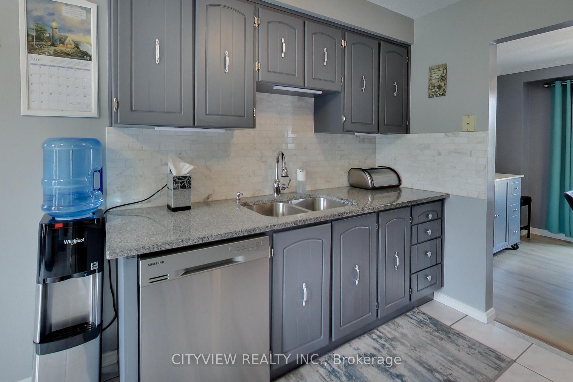 Photo 7 of 144 Primrose Crescent, Brampton, Heart Lake West — HOMEH
