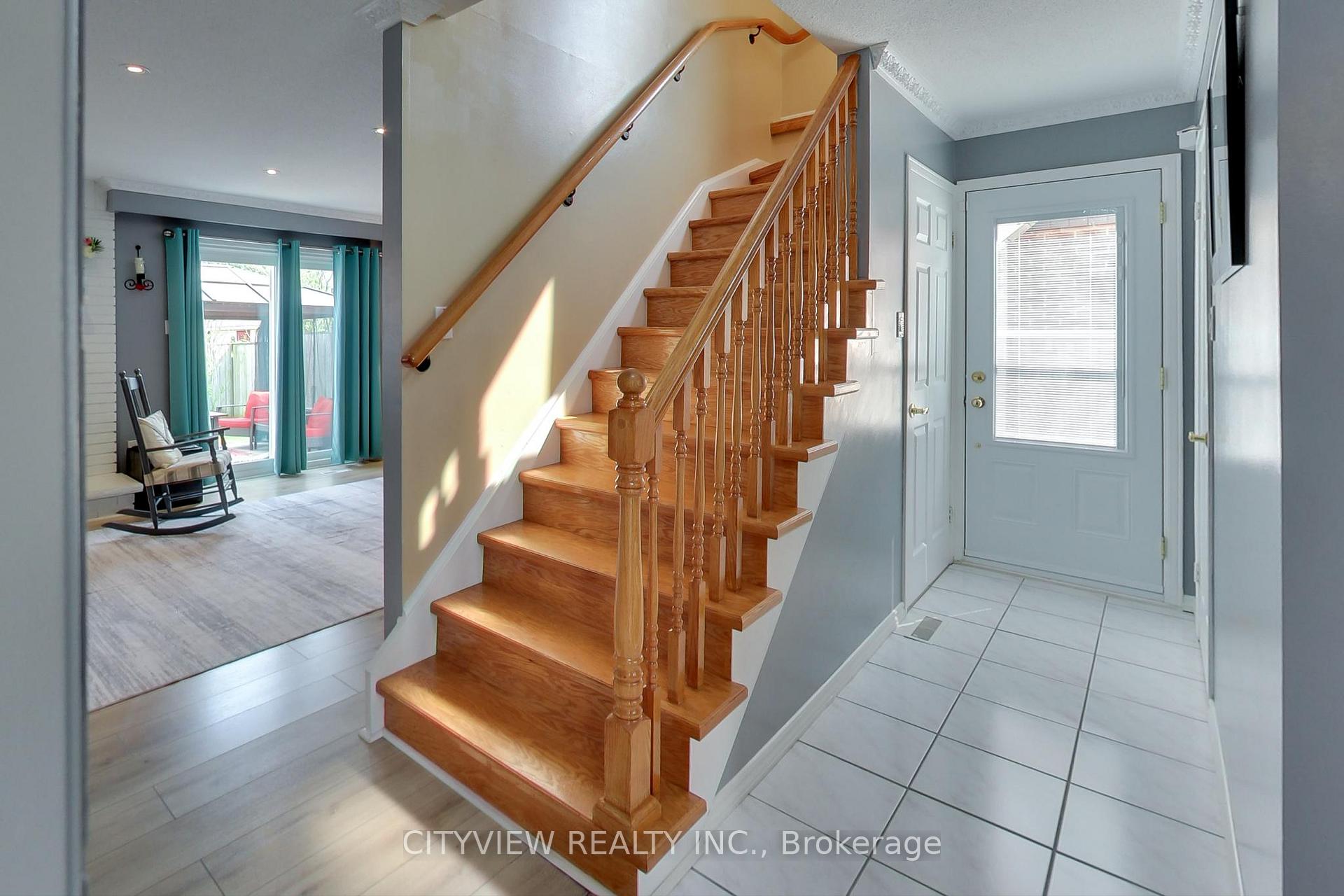 Photo 17 of 144 Primrose Crescent, Brampton, Heart Lake West — HOMEH
