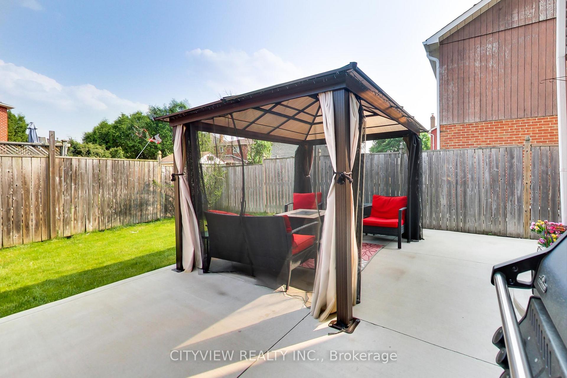 Photo 35 of 144 Primrose Crescent, Brampton, Heart Lake West — HOMEH