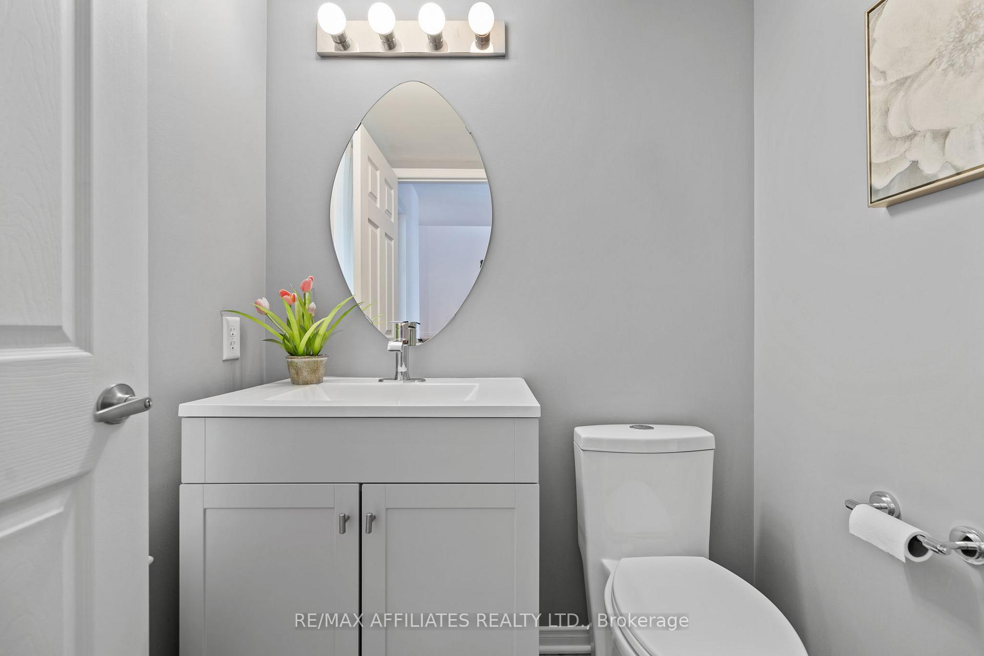 Photo 17 of 125 Osnabrook Private, Ottawa, Barrhaven - Stonebridge — HOMEH