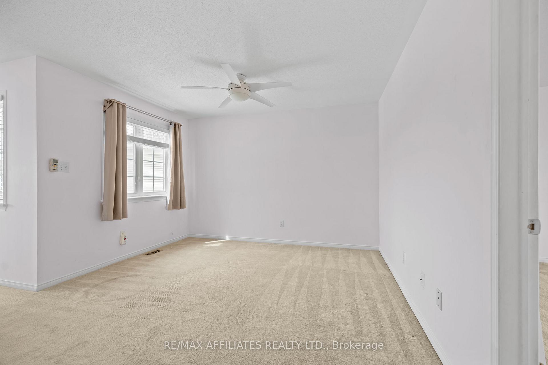 Photo 19 of 125 Osnabrook Private, Ottawa, Barrhaven - Stonebridge — HOMEH