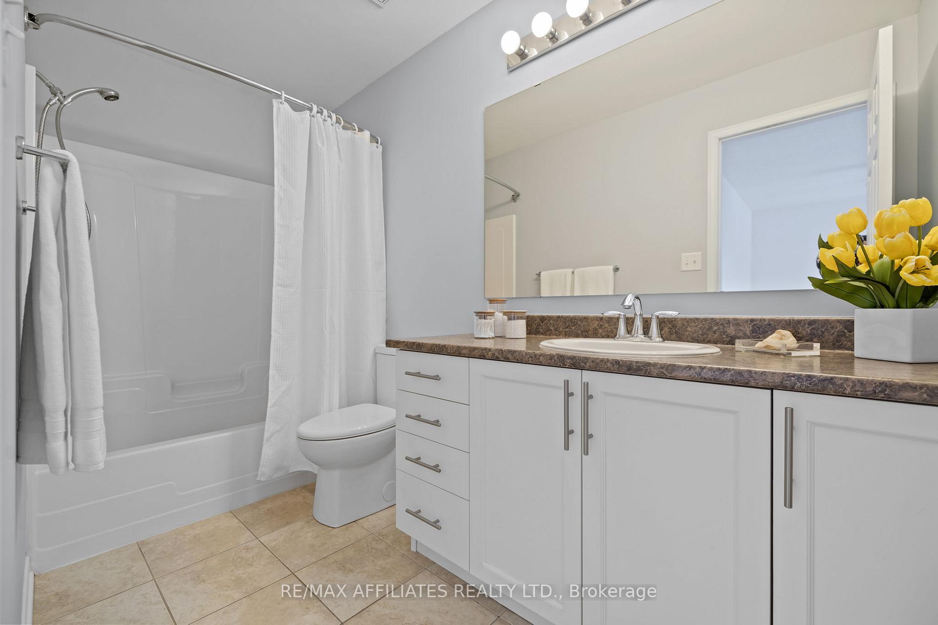Photo 28 of 125 Osnabrook Private, Ottawa, Barrhaven - Stonebridge — HOMEH