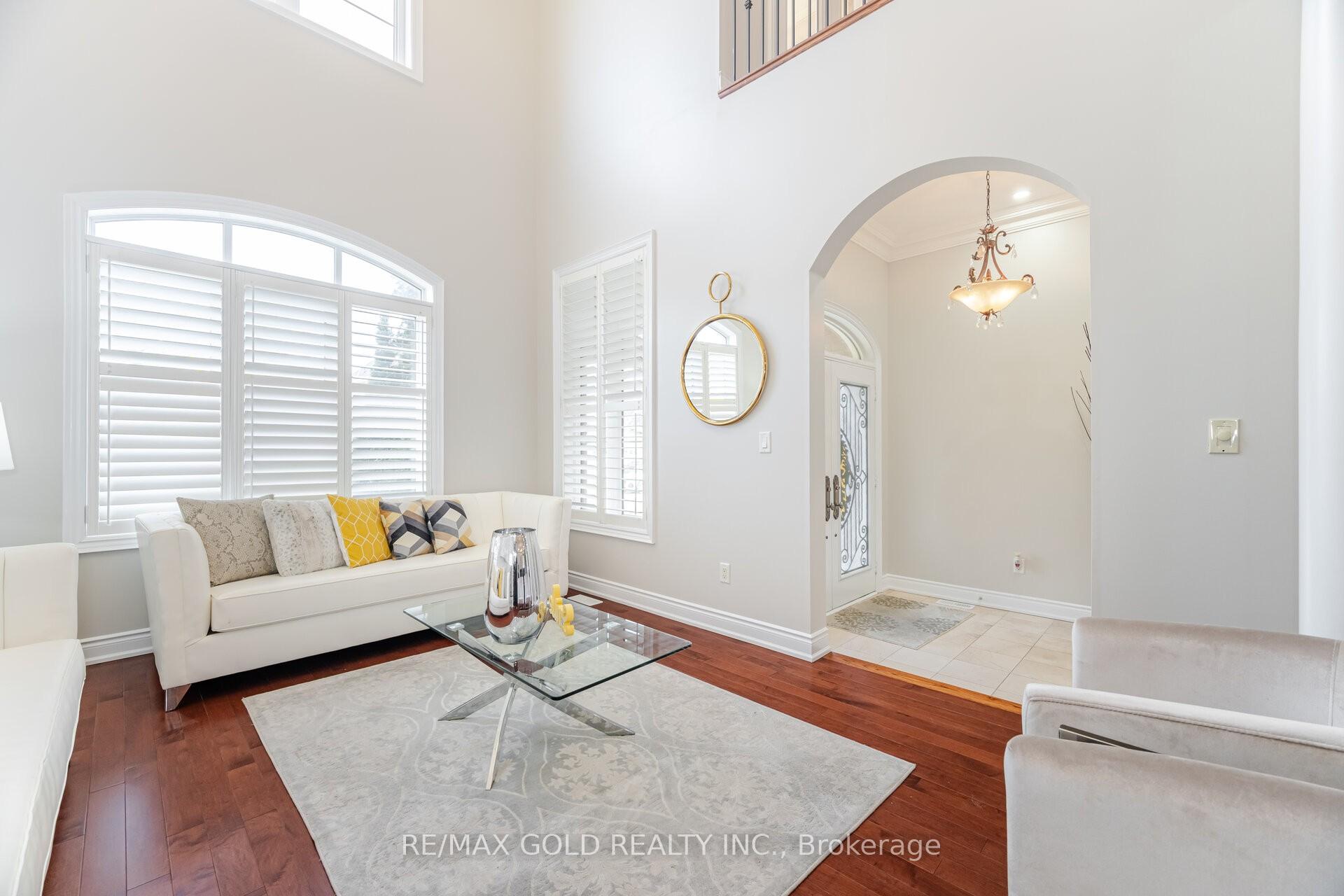 Photo 6 of 40 Vespahills Crescent, Brampton, Bram East — HOMEH