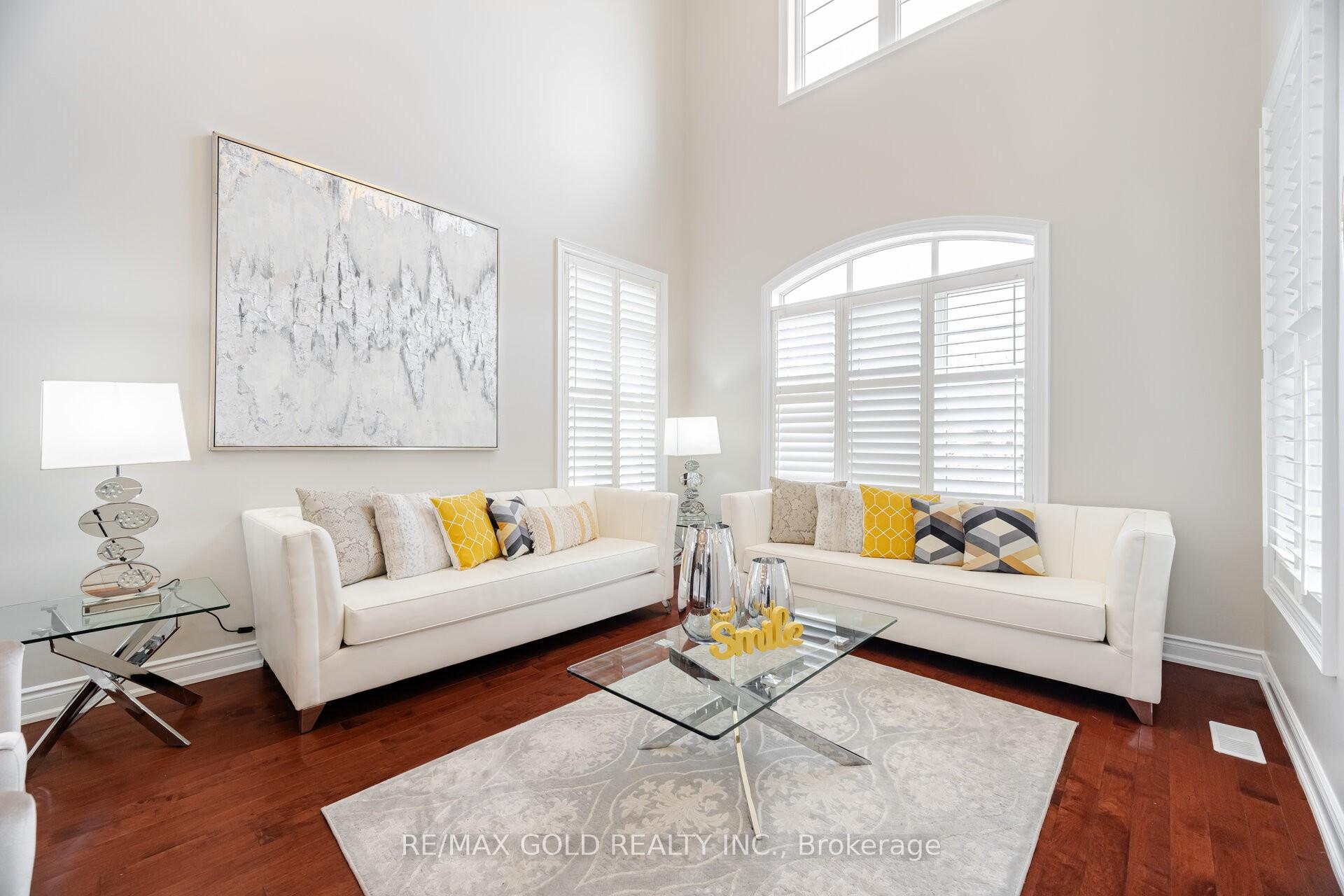 Photo 20 of 40 Vespahills Crescent, Brampton, Bram East — HOMEH