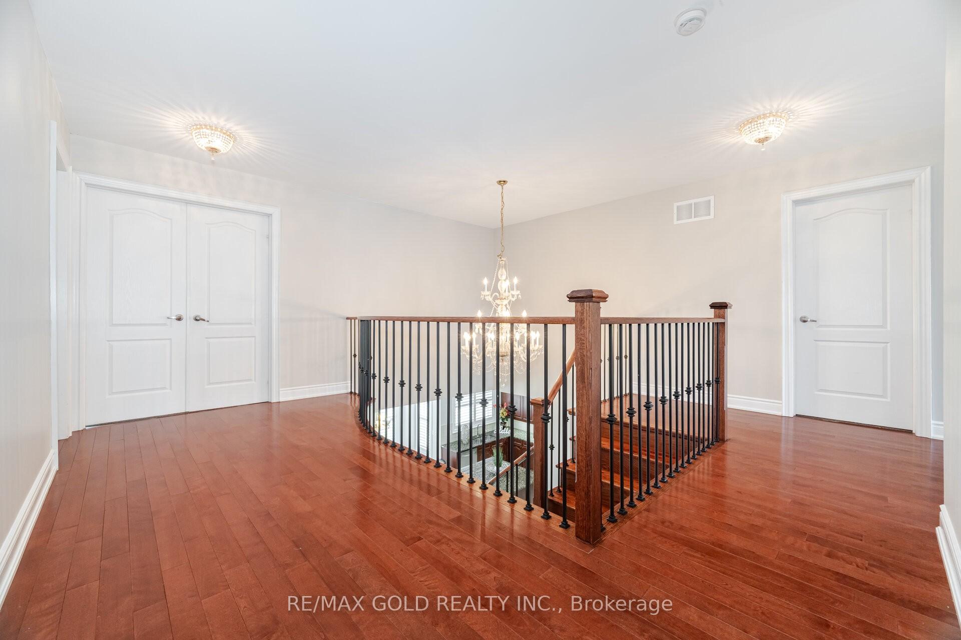 Photo 29 of 40 Vespahills Crescent, Brampton, Bram East — HOMEH