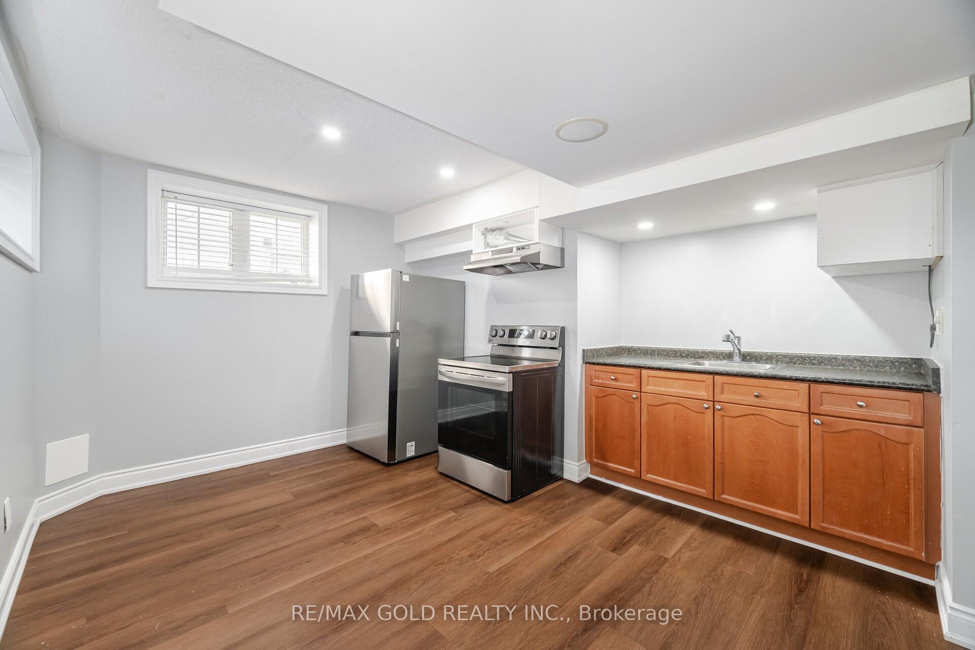 Photo 14 of 40 Vespahills Crescent, Brampton, Bram East — HOMEH