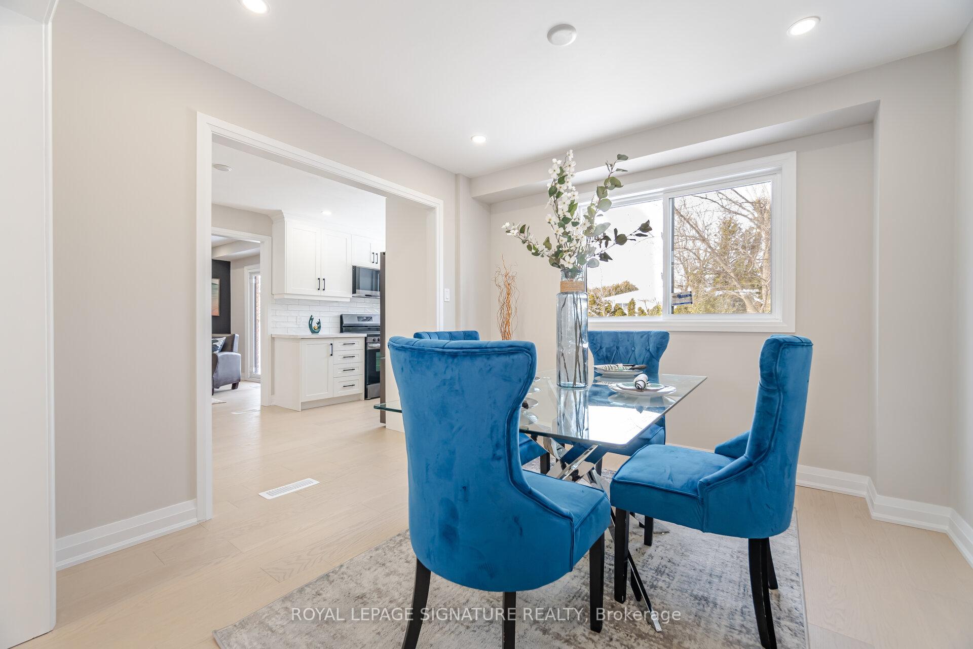 Photo 10 of 2525 Cavendish Drive, Burlington, Brant Hills — HOMEH