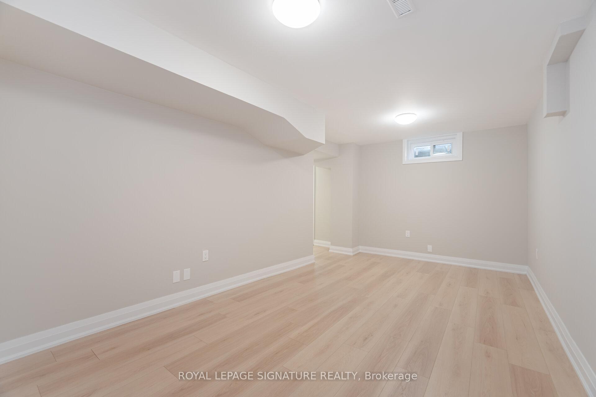 Photo 36 of 2525 Cavendish Drive, Burlington, Brant Hills — HOMEH