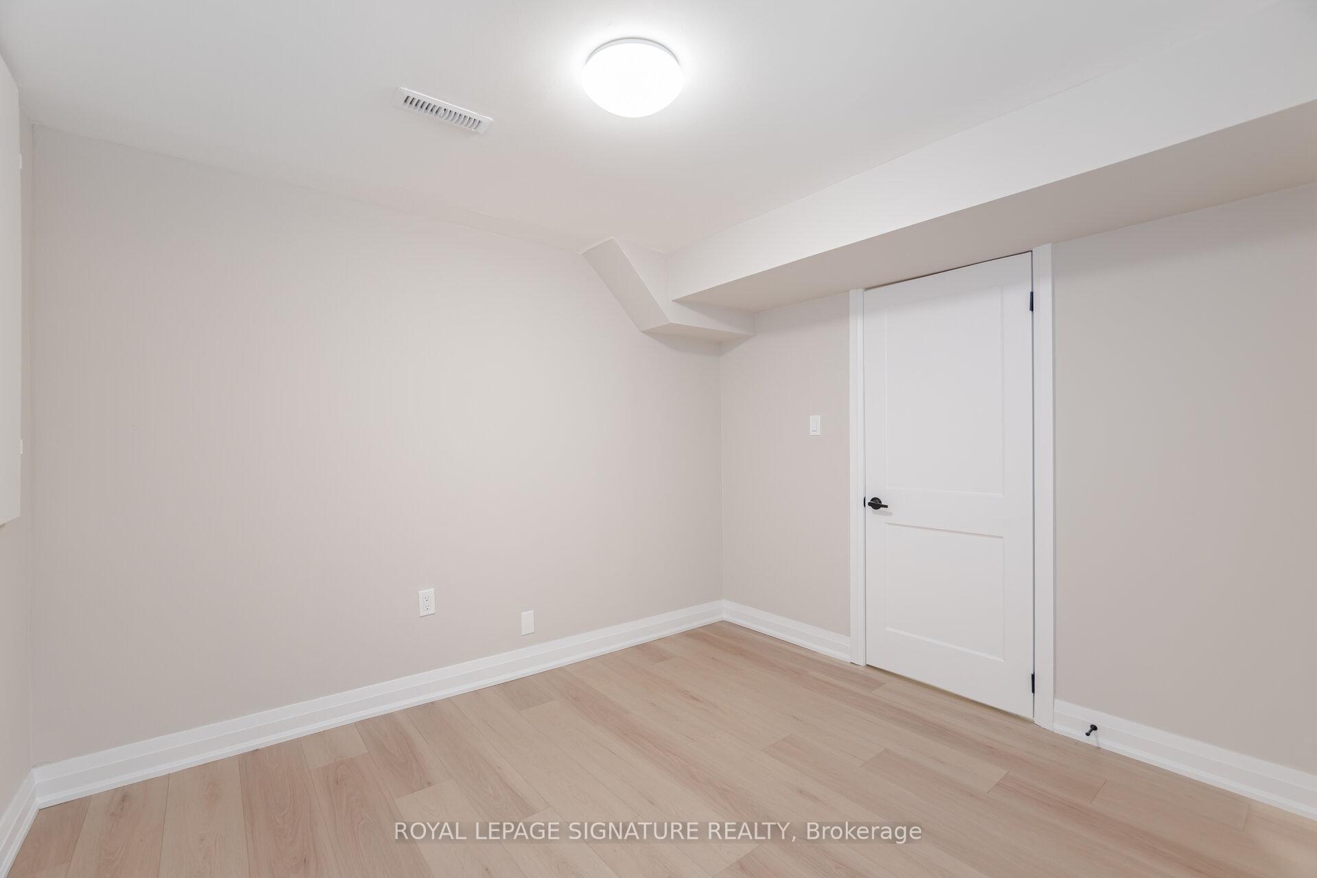 Photo 40 of 2525 Cavendish Drive, Burlington, Brant Hills — HOMEH