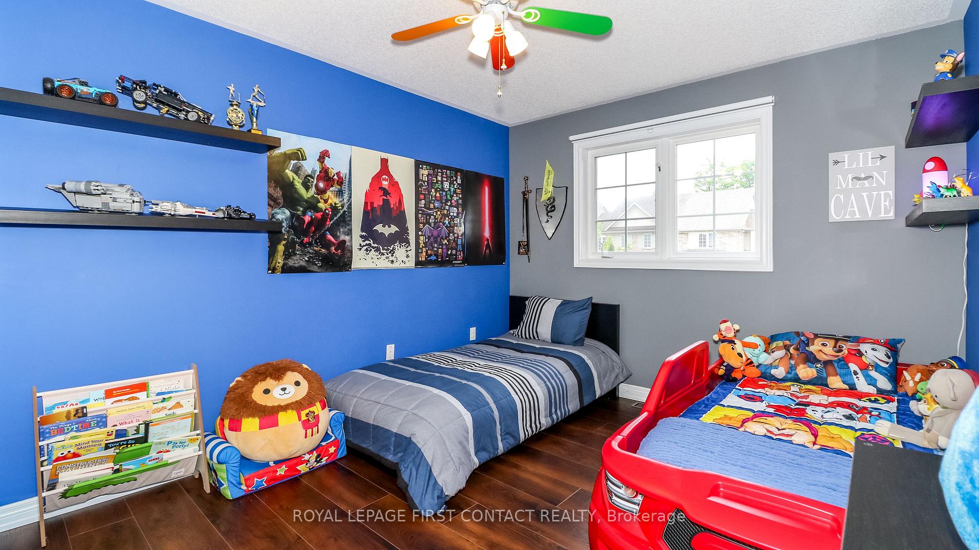 Photo 24 of 122 Thrushwood Drive, Barrie, 400 West — HOMEH