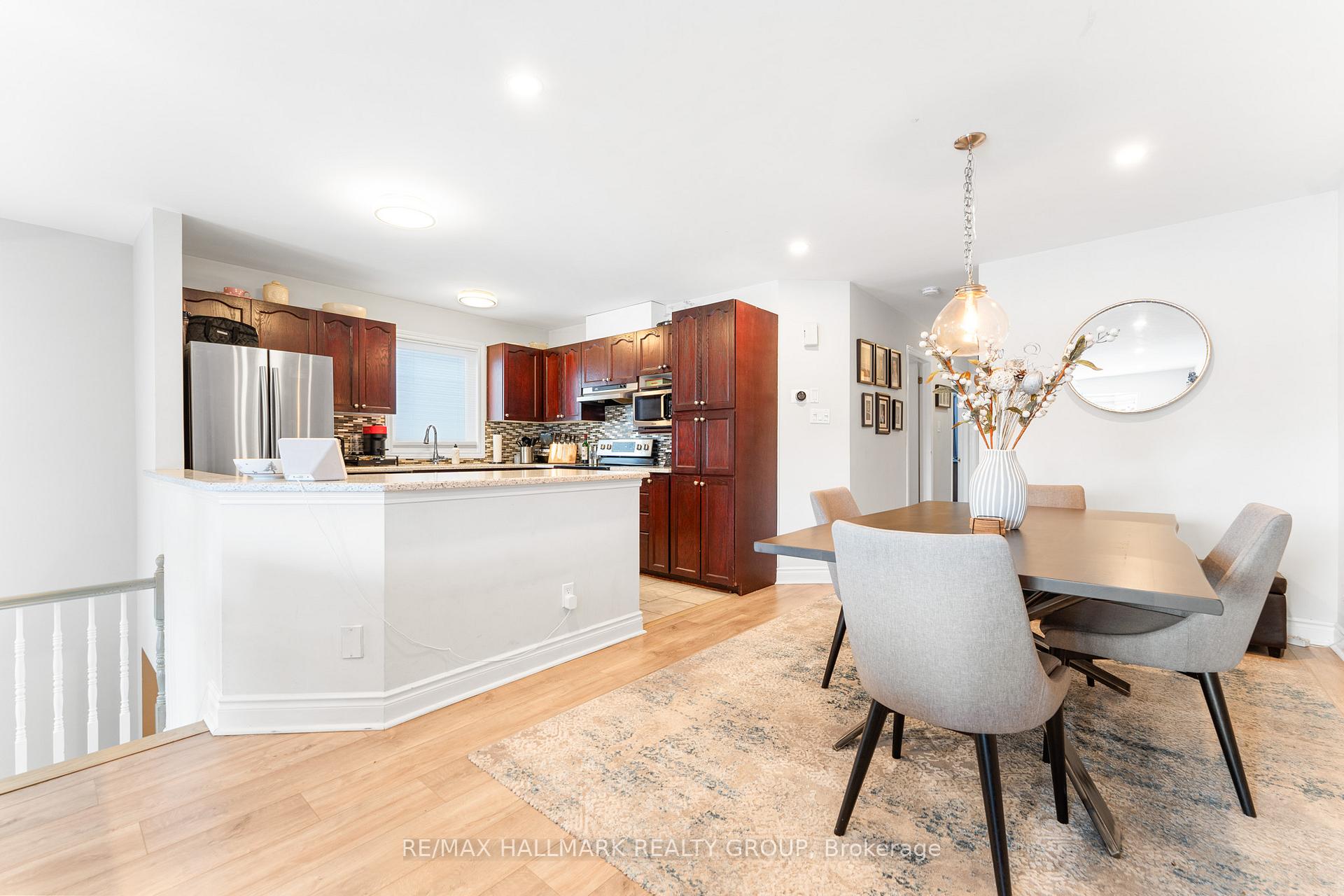 Photo 9 of 169 Mountshannon Drive, Ottawa, Barrhaven - Longfields — HOMEH