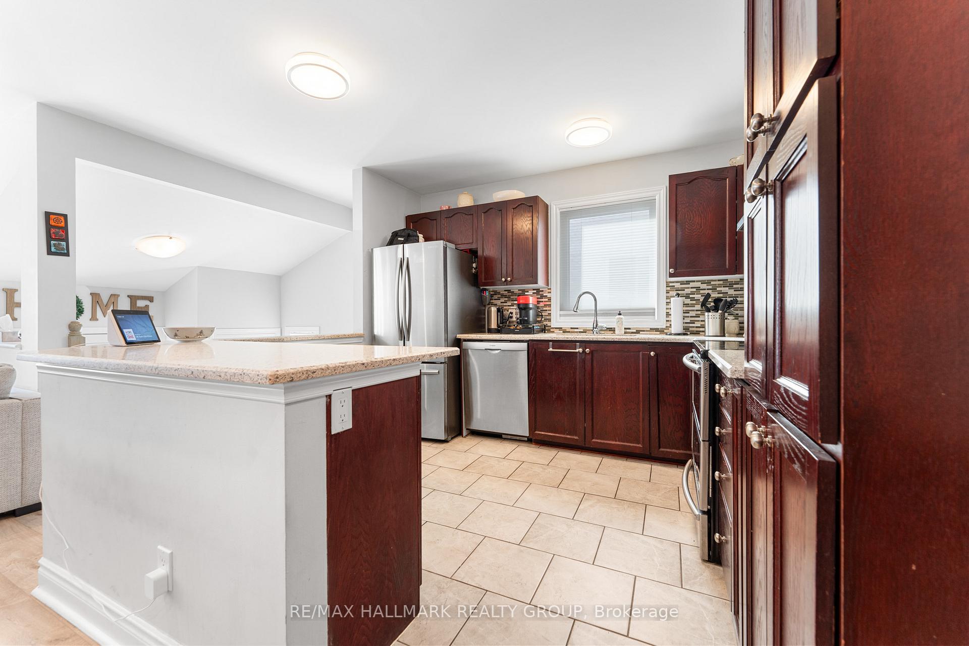 Photo 17 of 169 Mountshannon Drive, Ottawa, Barrhaven - Longfields — HOMEH