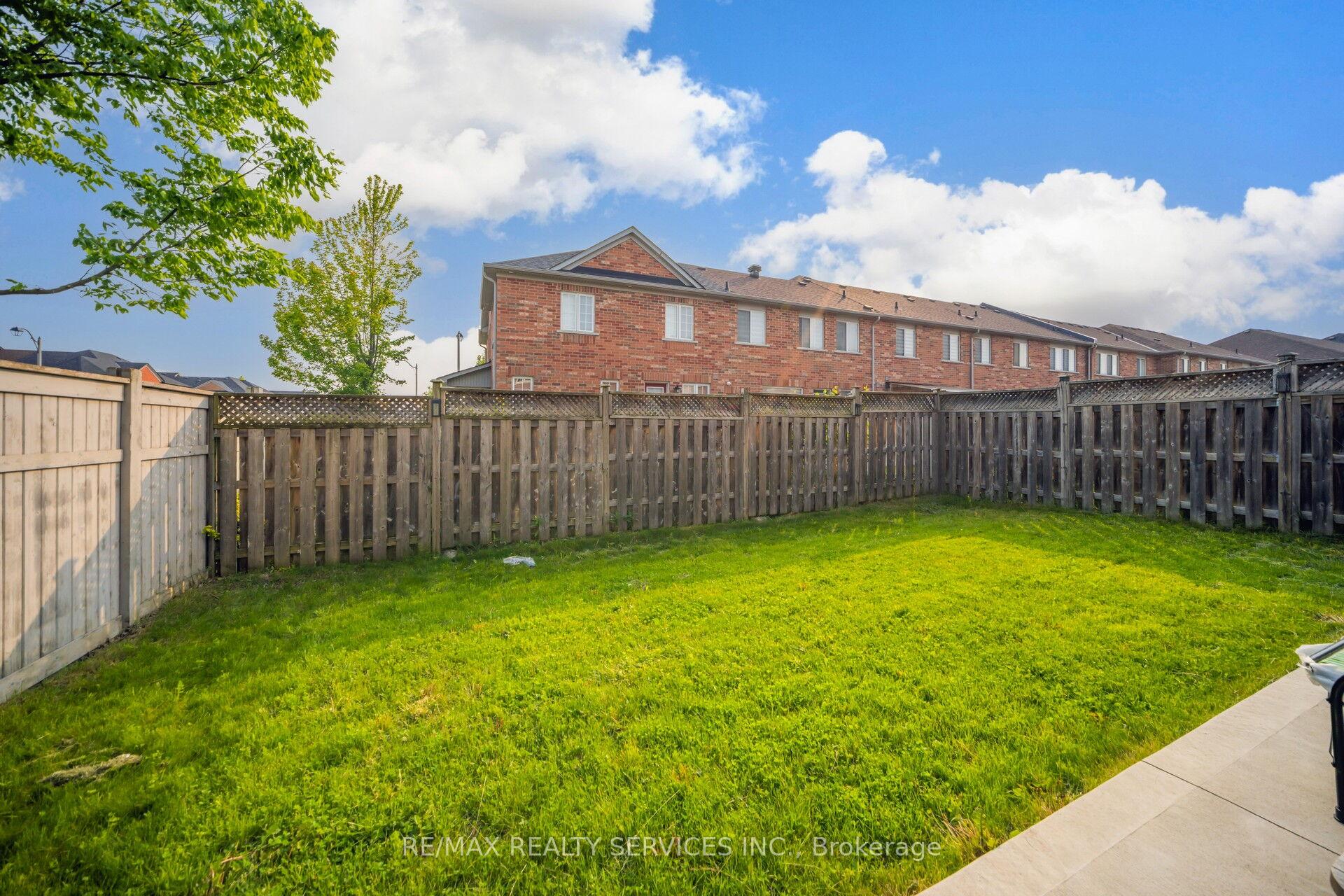 Photo 30 of 2 Iceberg Trail, Brampton, Sandringham-Wellington — HOMEH