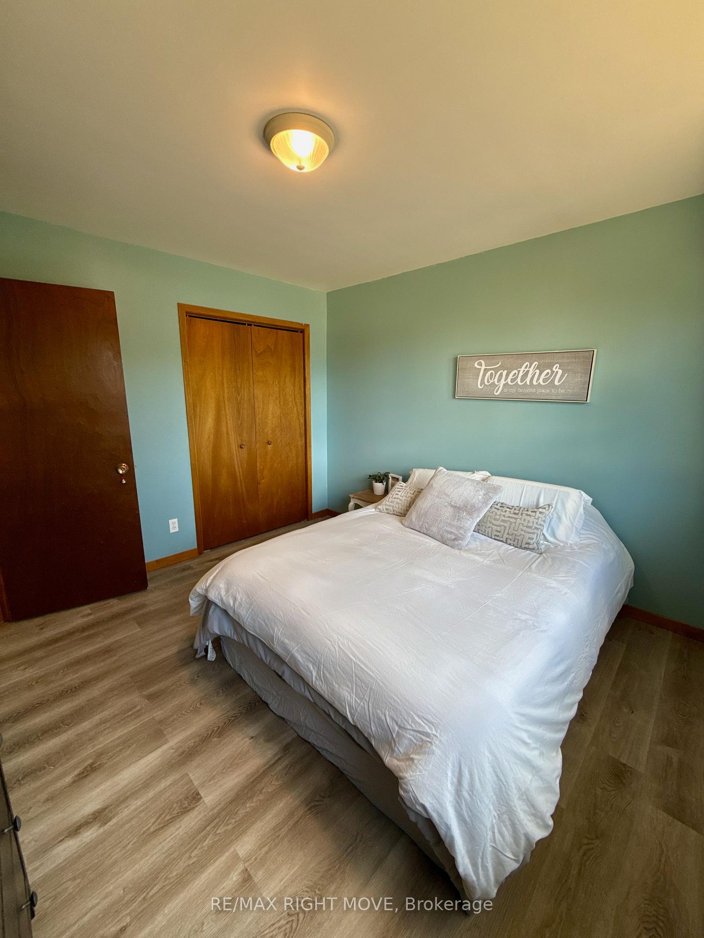 Photo 8 of 449 May Street, Brock, Beaverton — HOMEH