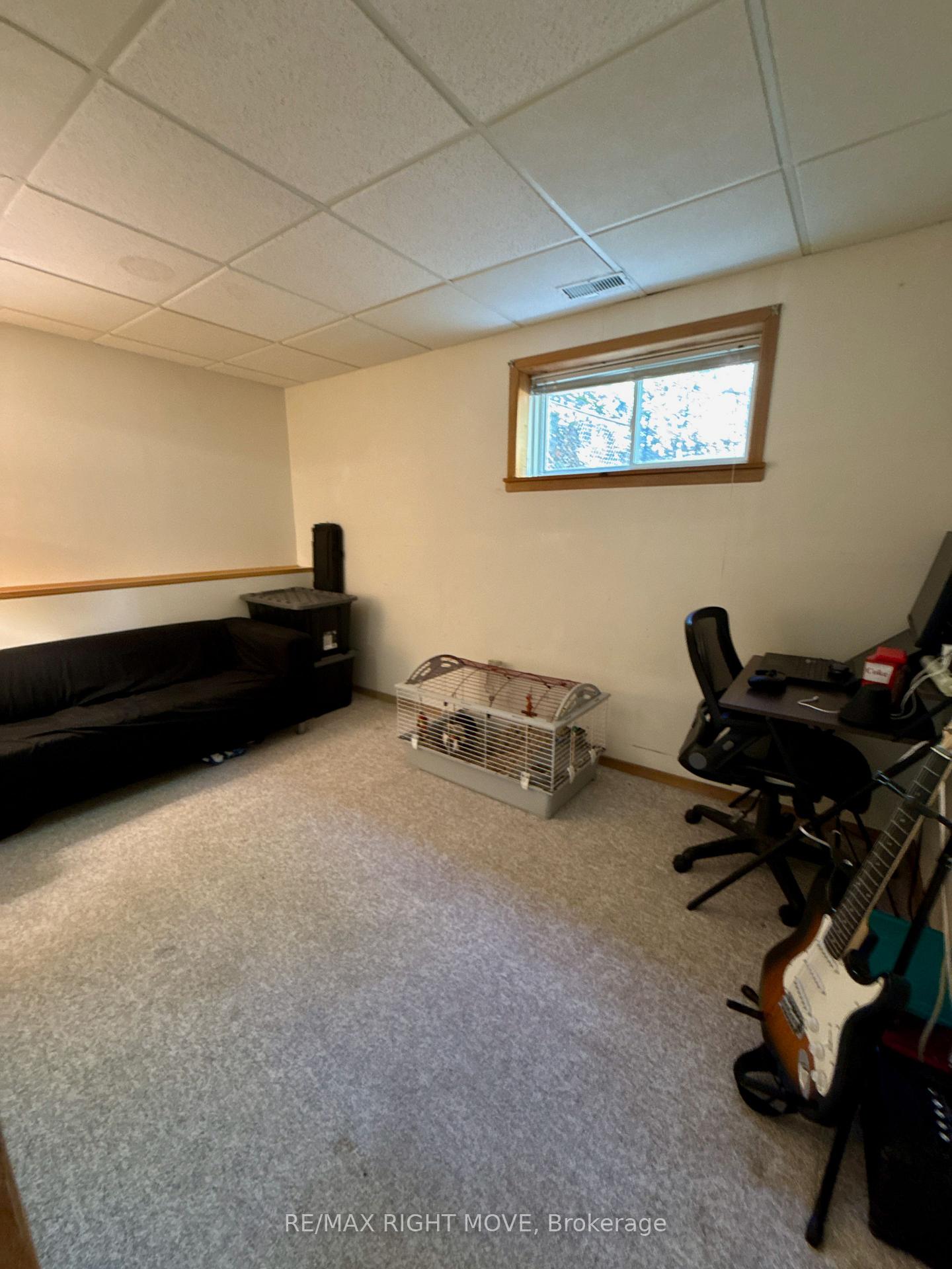 Photo 23 of 449 May Street, Brock, Beaverton — HOMEH
