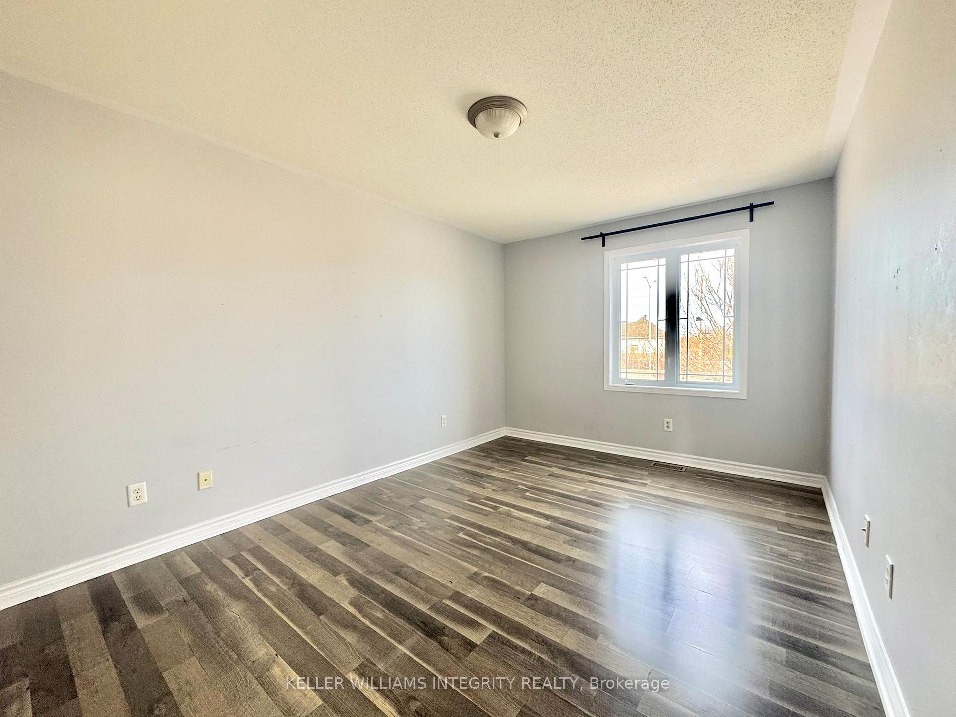 Photo 12 of 224 Highpointe Crescent, Ottawa, Barrhaven - Strandherd — HOMEH