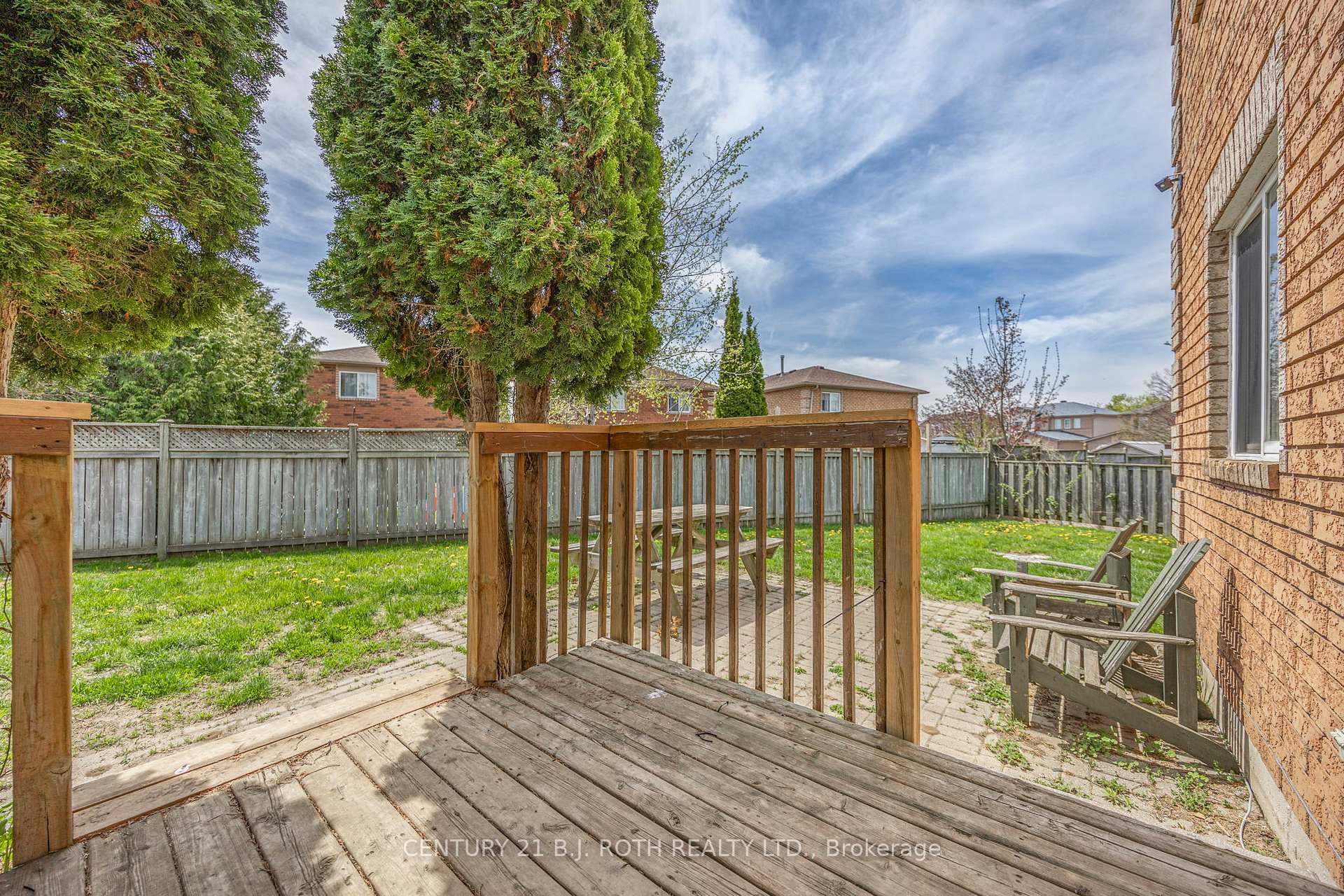 Photo 21 of 23 Clute Crescent, Barrie, Holly — HOMEH