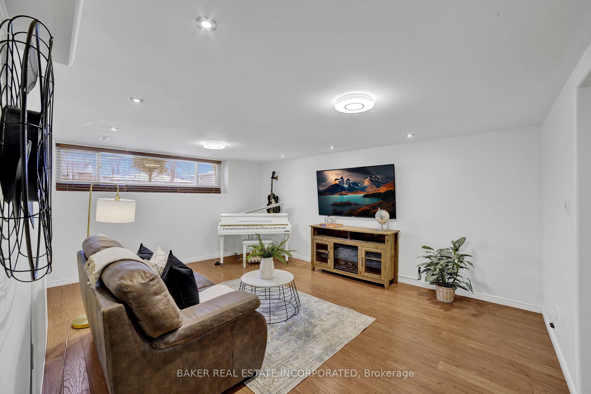 Photo 6 of 644 Mullin Way, Burlington, Appleby — HOMEH