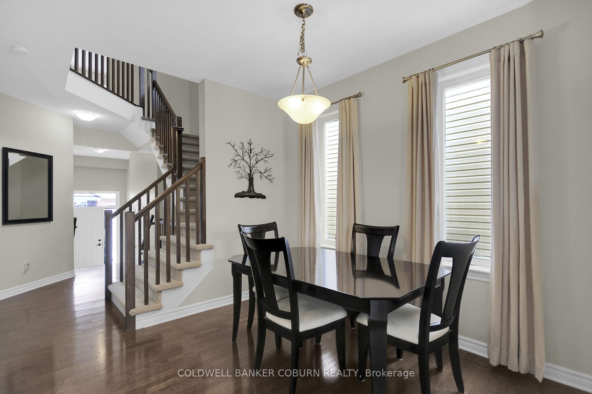 Photo 13 of 204 Broxburn Crescent, Ottawa, Barrhaven - Heritage Park — HOMEH