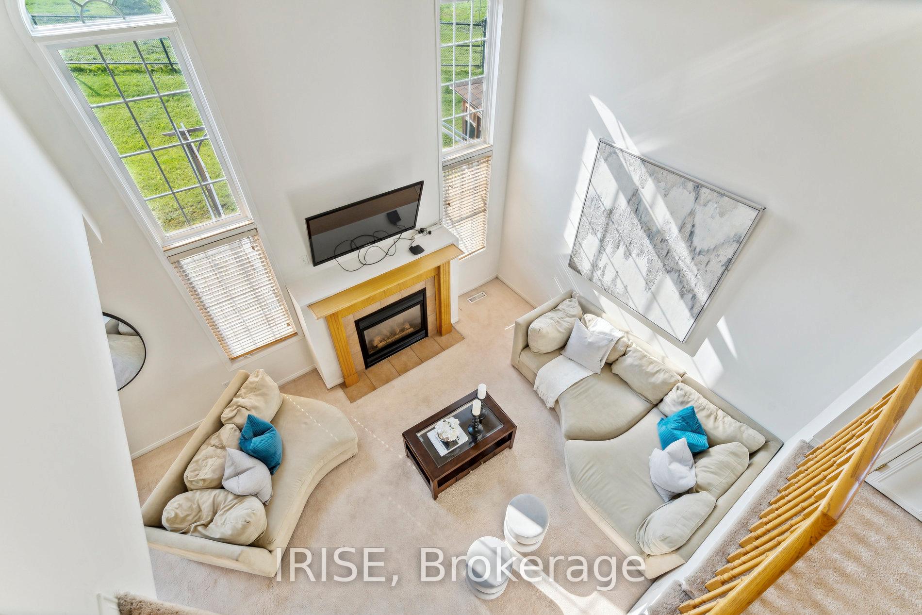 Photo 32 of 40 Baccarat Crescent, Brampton, Snelgrove — HOMEH