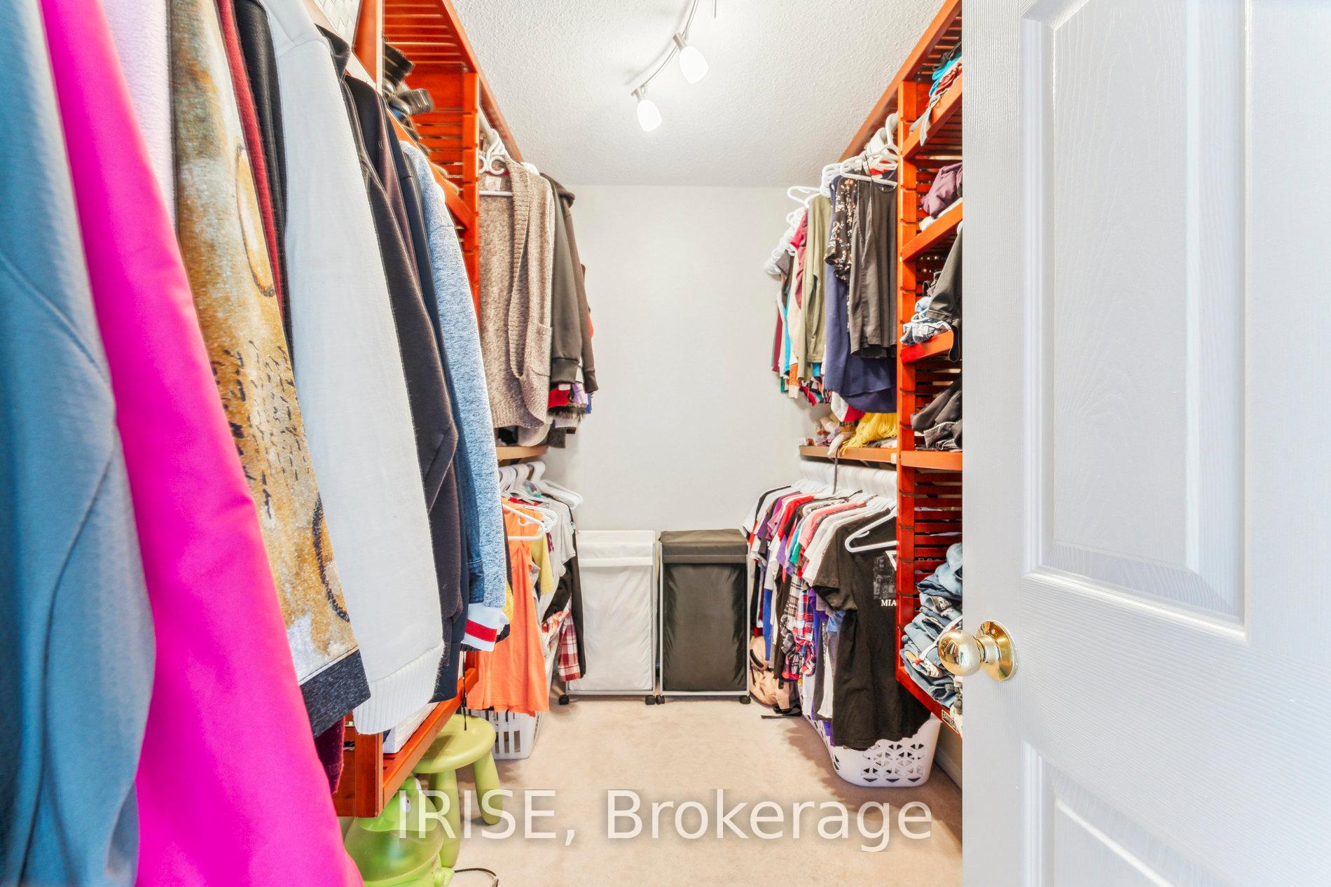 Photo 35 of 40 Baccarat Crescent, Brampton, Snelgrove — HOMEH