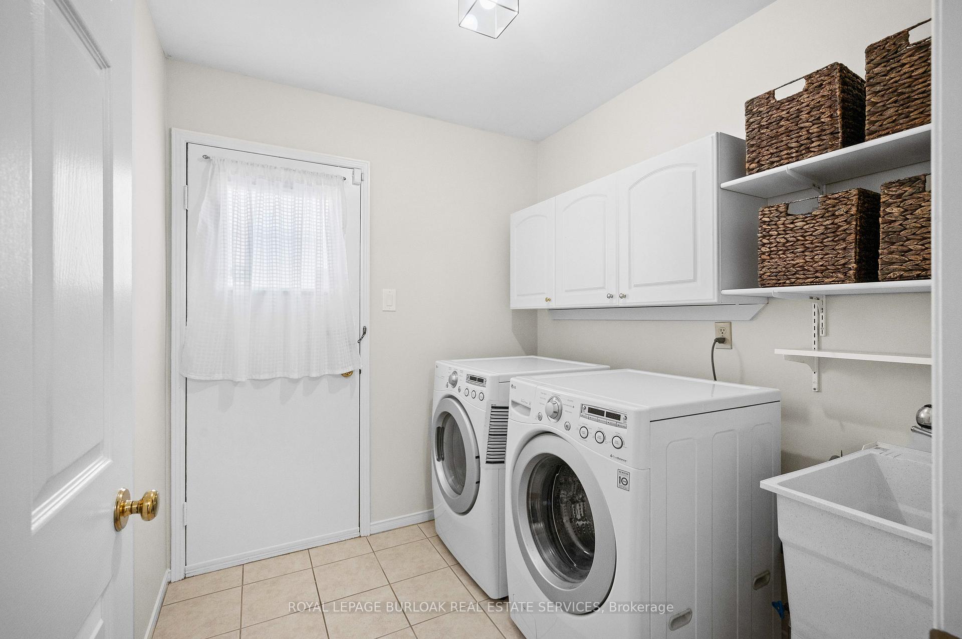 Photo 18 of 3264 Mead Crescent, Burlington, Headon — HOMEH