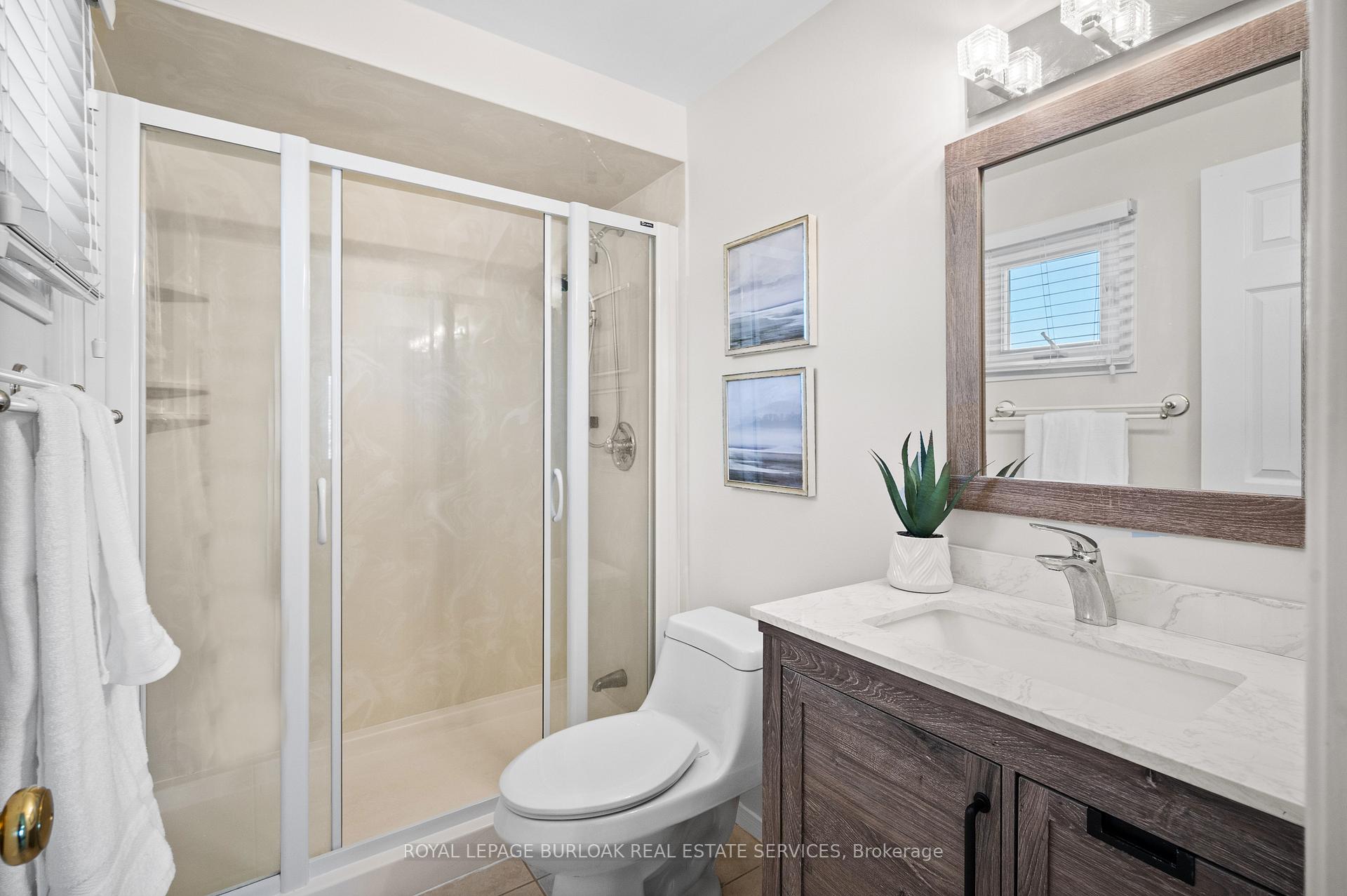 Photo 23 of 3264 Mead Crescent, Burlington, Headon — HOMEH