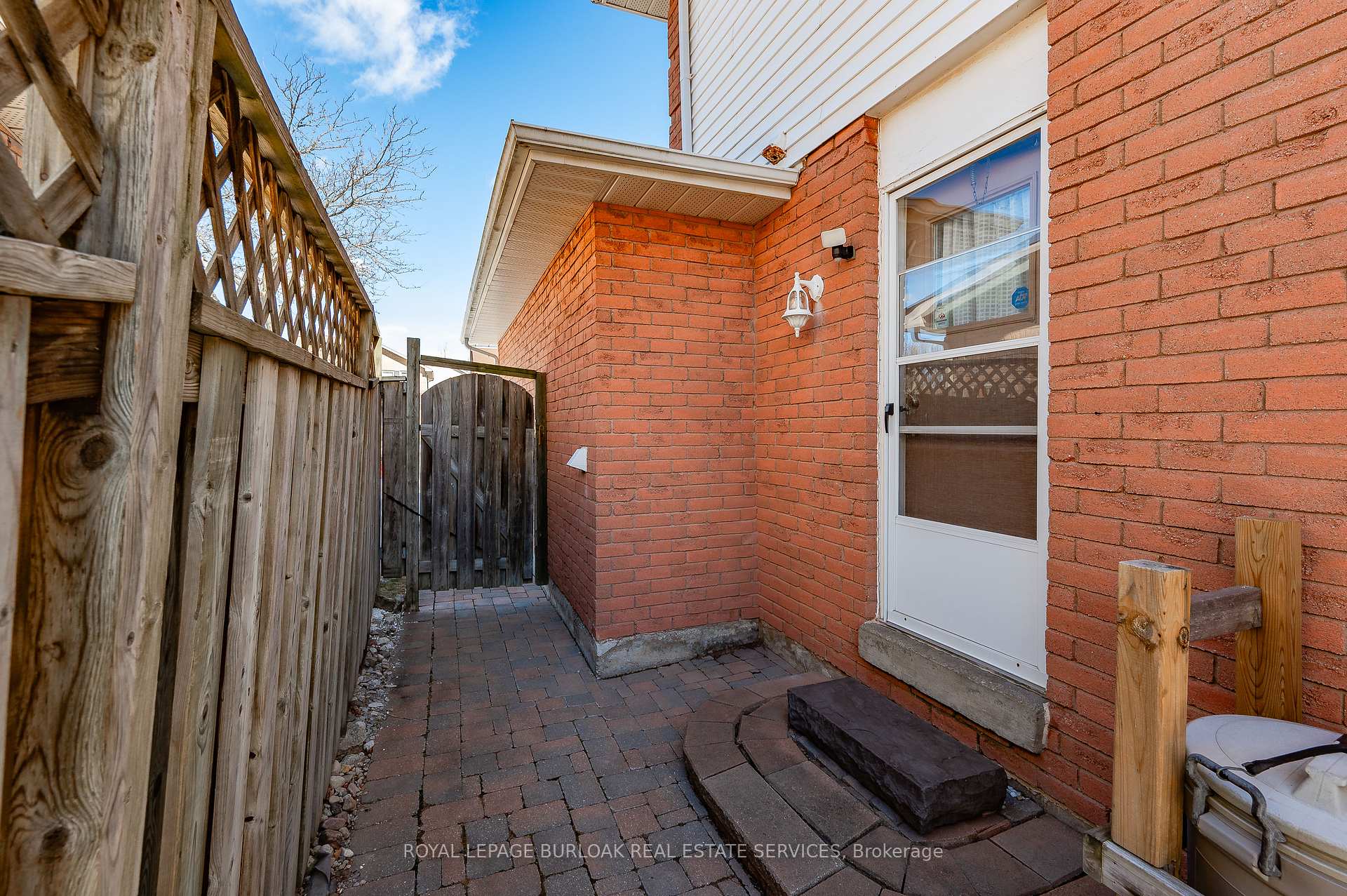 Photo 32 of 3264 Mead Crescent, Burlington, Headon — HOMEH