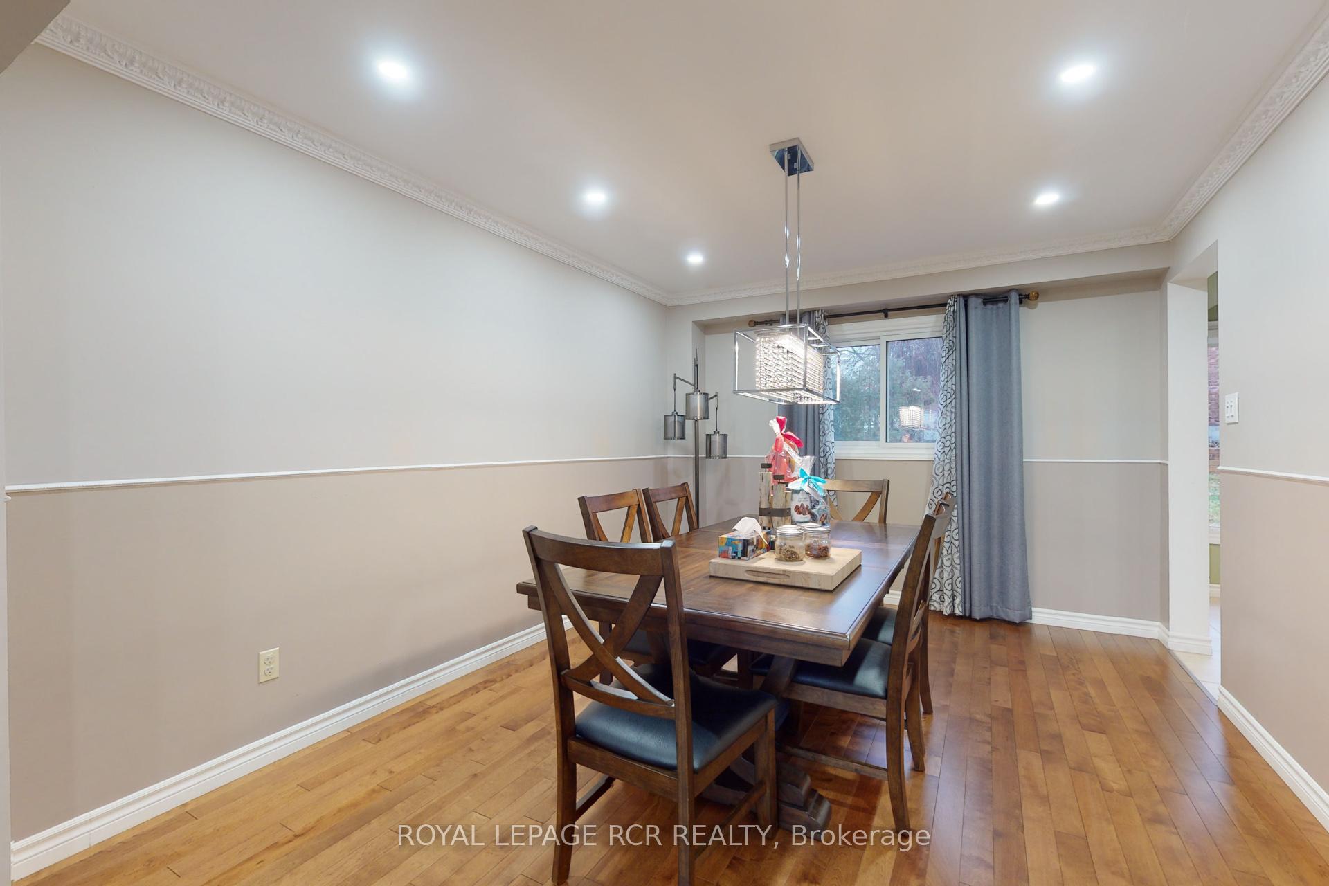 Photo 7 of 1 Meadowood Drive, Aurora, Hills of St Andrew — HOMEH