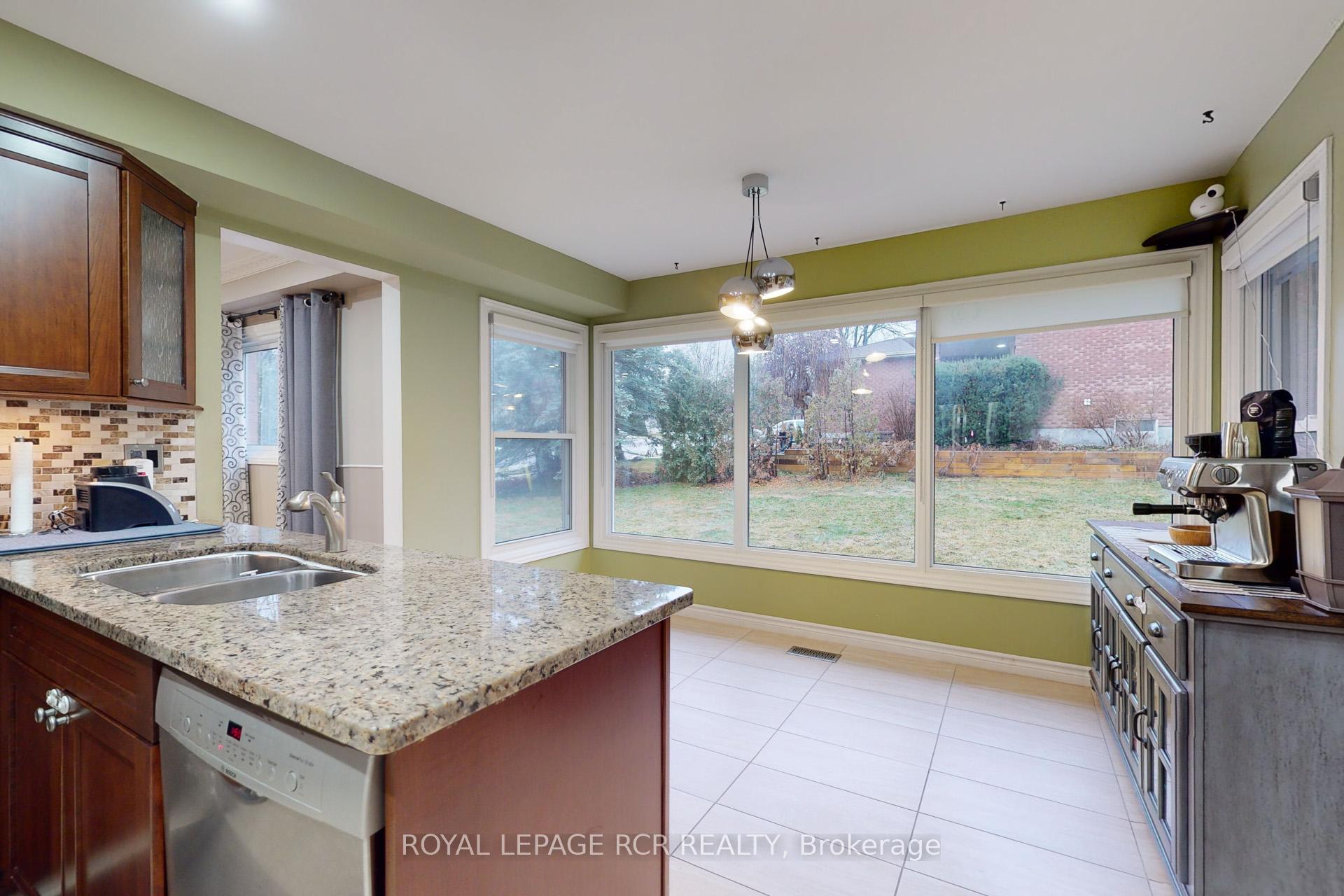 Photo 11 of 1 Meadowood Drive, Aurora, Hills of St Andrew — HOMEH
