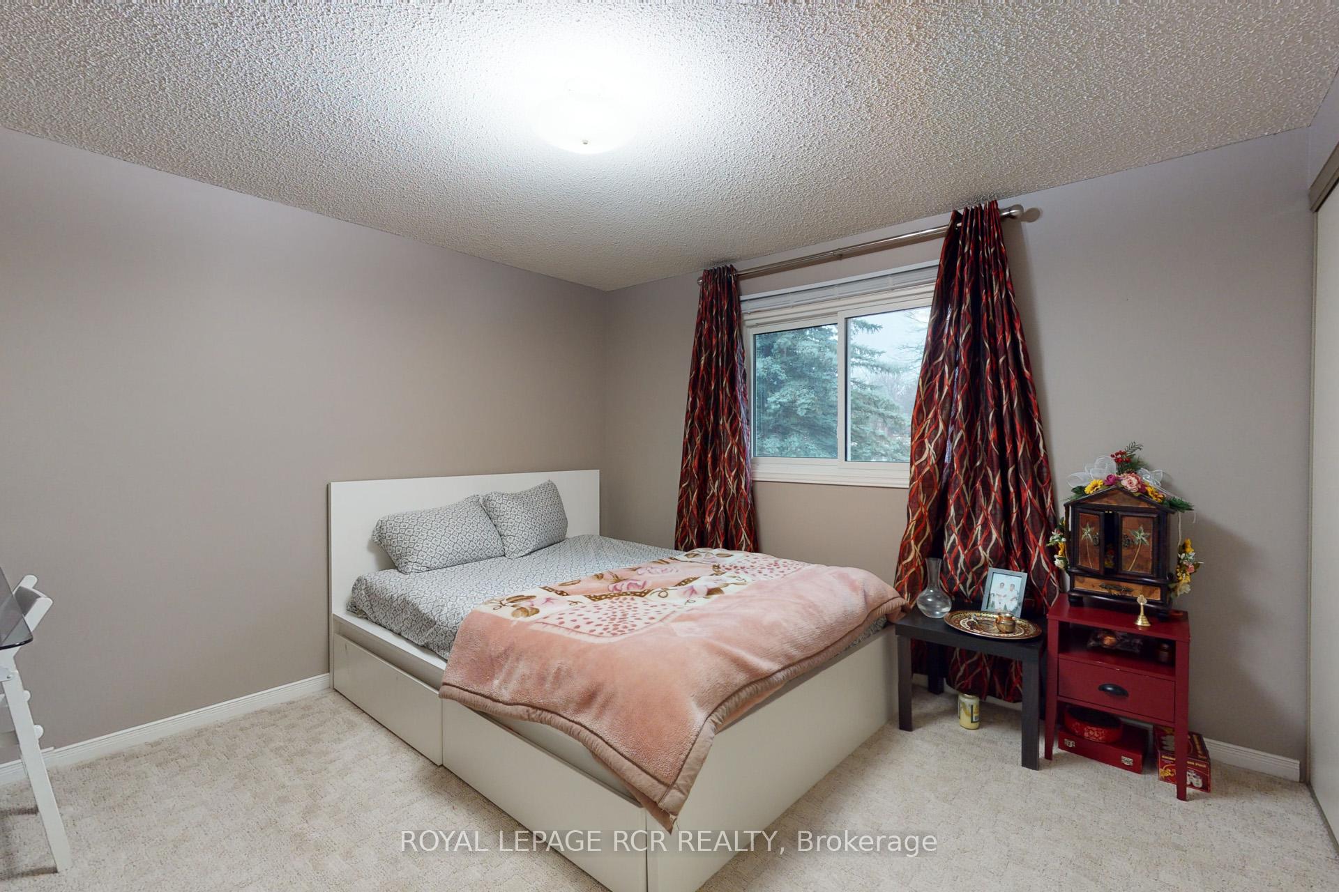Photo 24 of 1 Meadowood Drive, Aurora, Hills of St Andrew — HOMEH