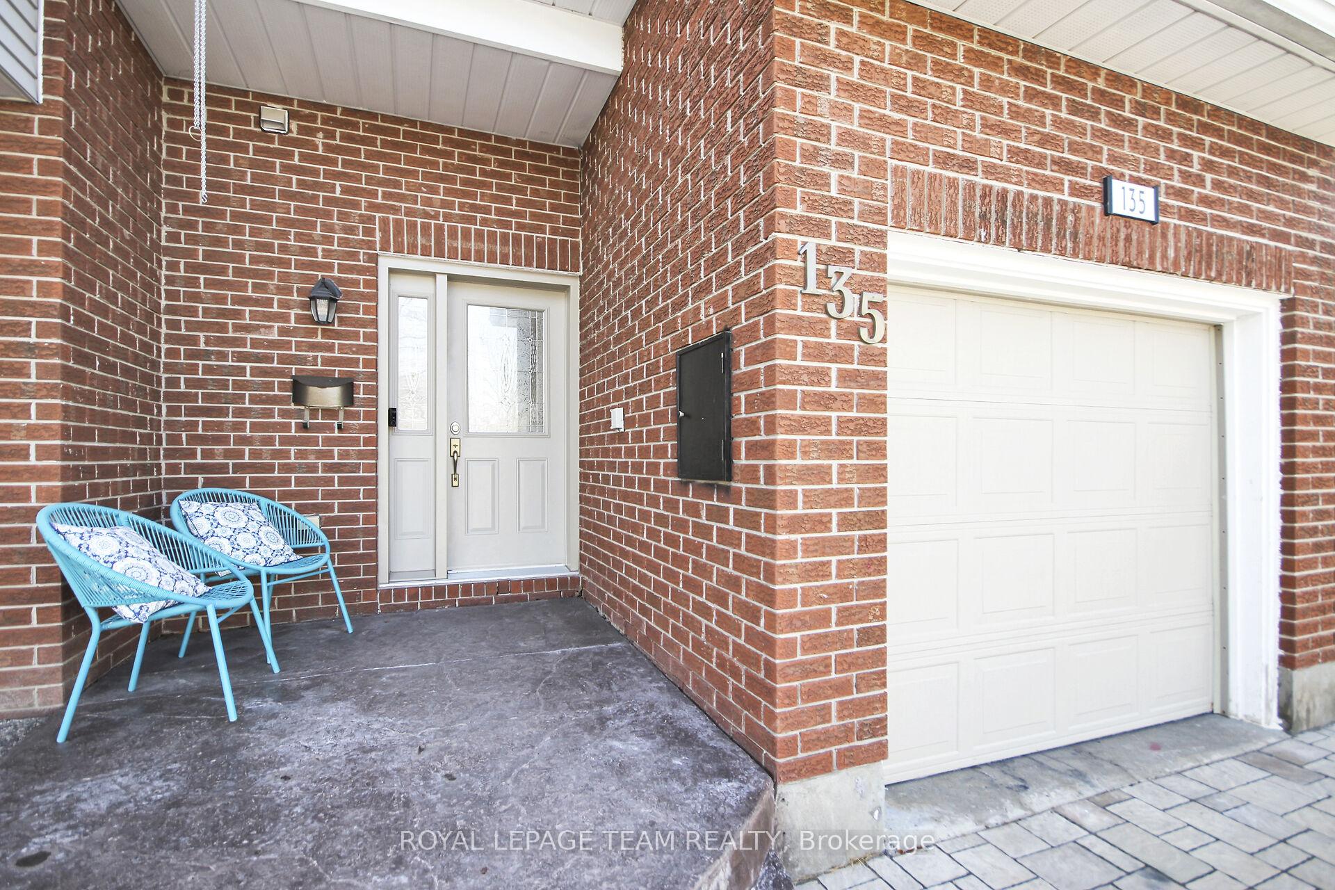 Photo 2 of 135 Halley Street, Ottawa, Barrhaven - Heritage Park — HOMEH