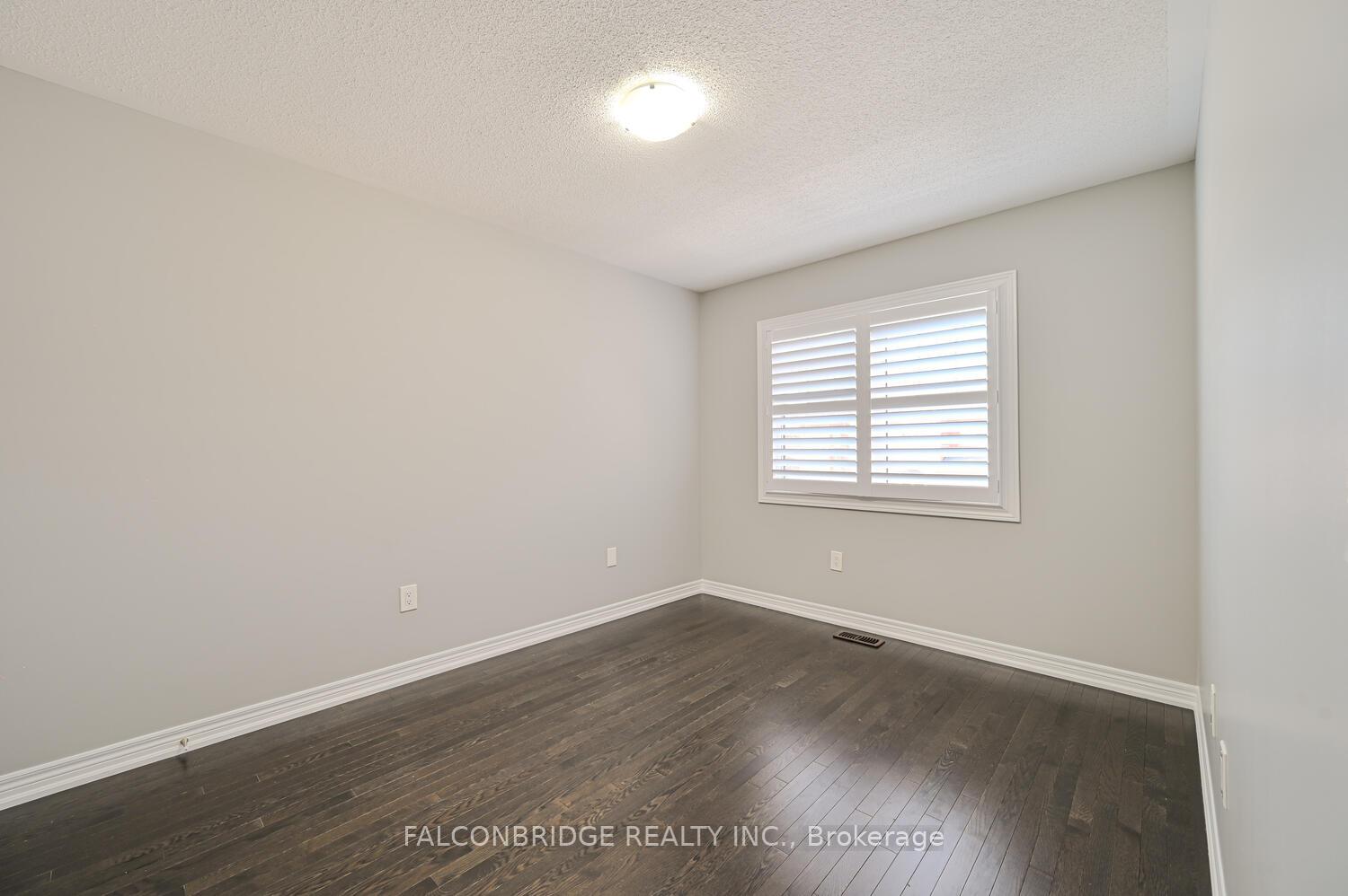 Photo 18 of 28 Davenfield Circle, Brampton, Bram East — HOMEH