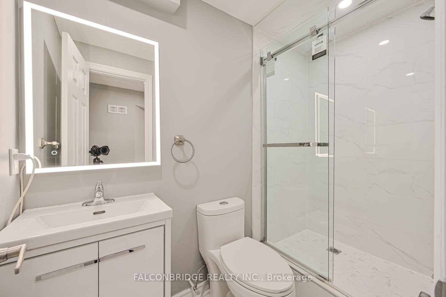 Photo 19 of 28 Davenfield Circle, Brampton, Bram East — HOMEH