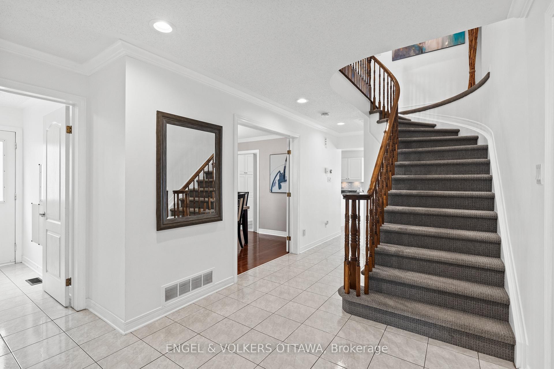 Photo 5 of 21 Mayford Avenue, Ottawa, Barrhaven East — HOMEH