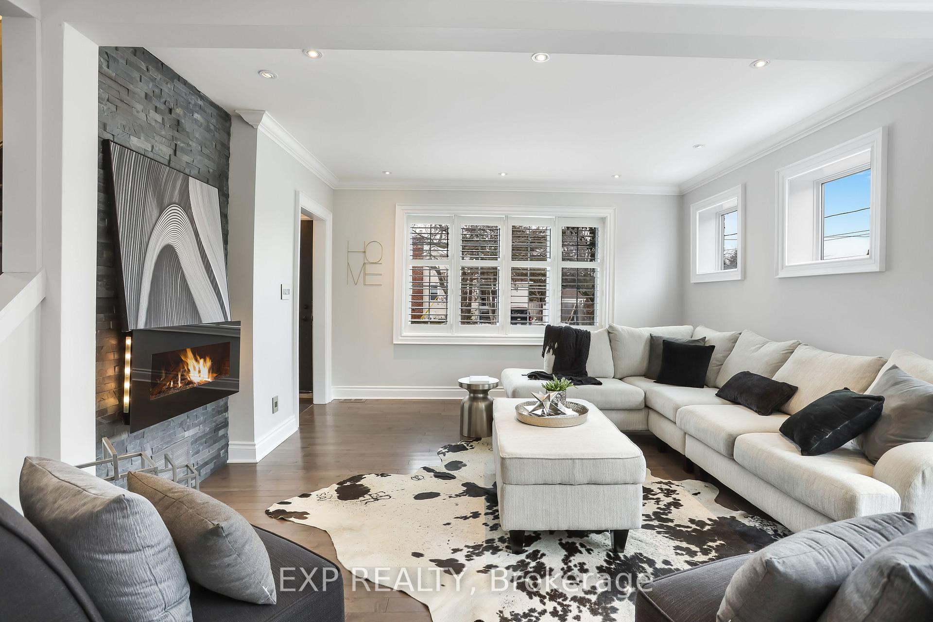 Photo 9 of 8 Warwick Road, Hamilton, Stoney Creek — HOMEH