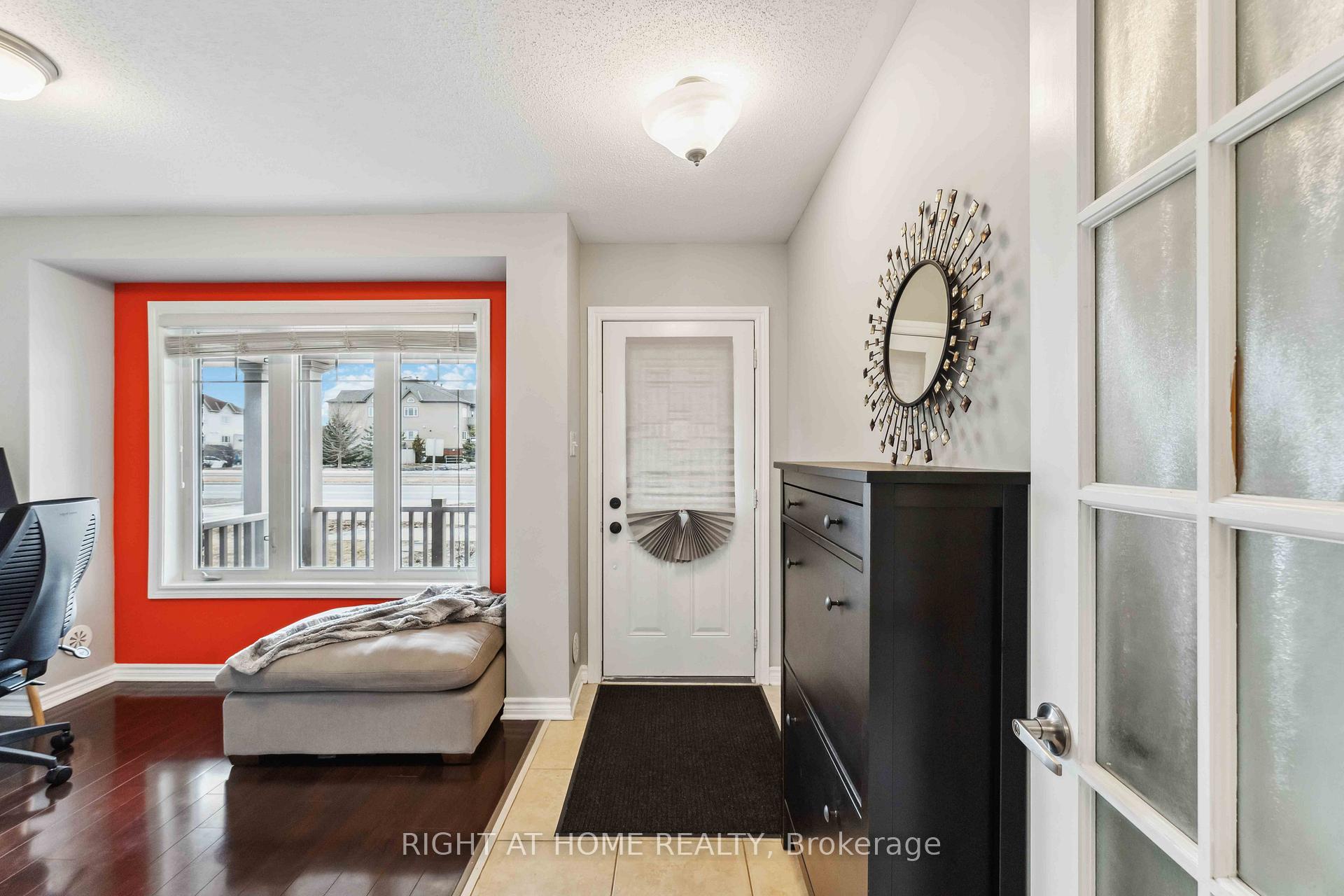 Photo 3 of 3905 Strandherd Drive, Ottawa, Barrhaven - Heritage Park — HOMEH